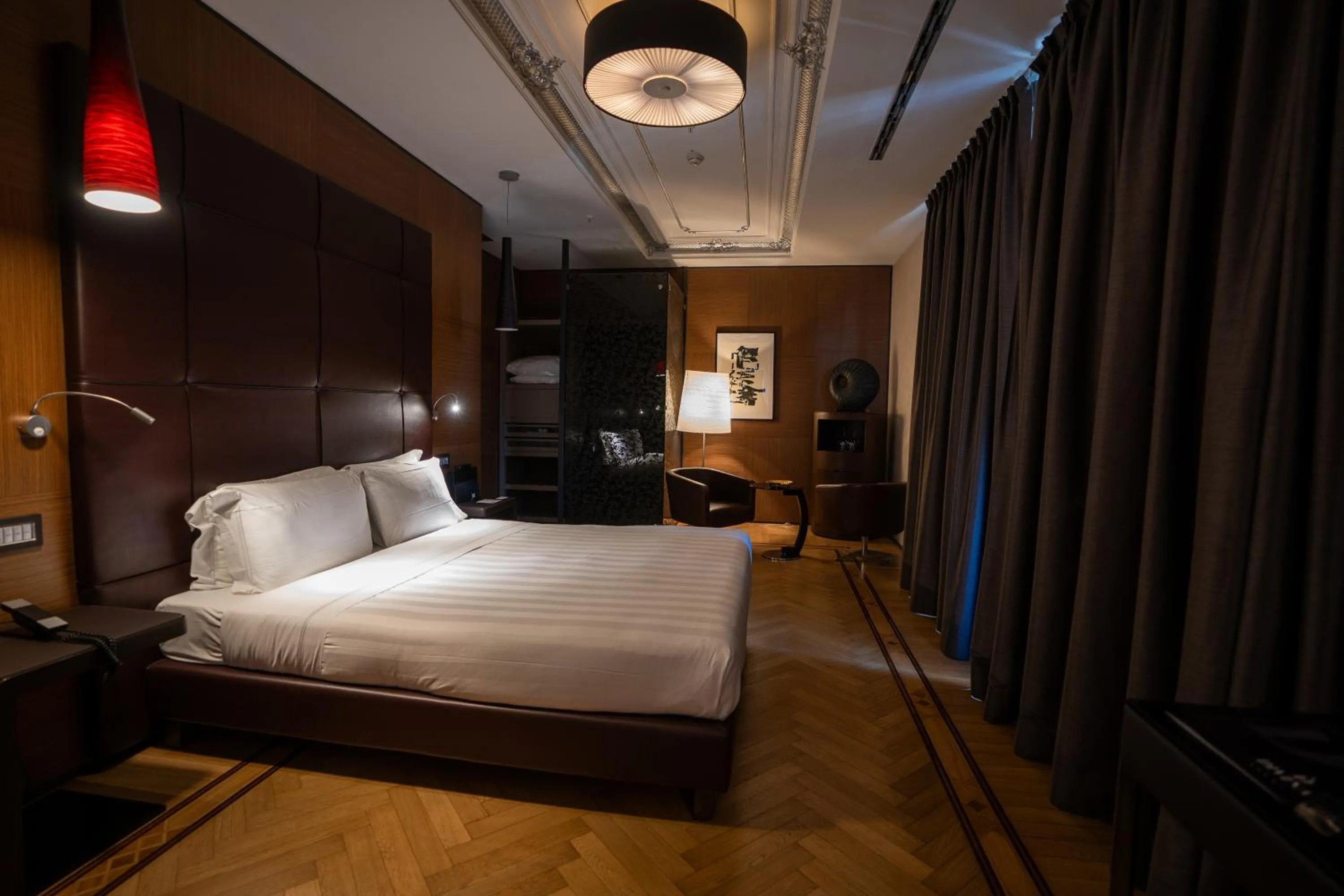 Deluxe Double Room with Balcony in Divina Luxury Hotel