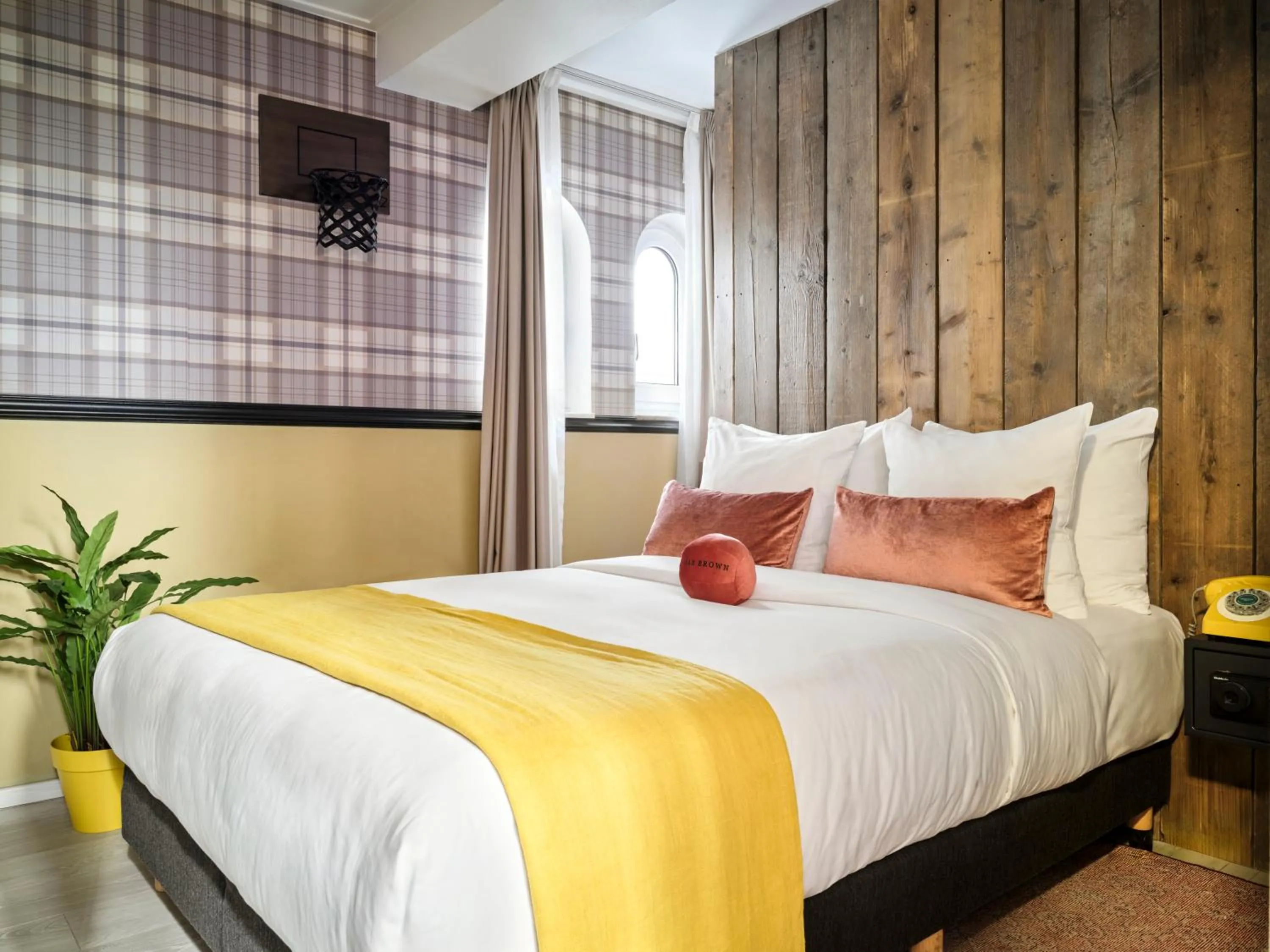 Small Double Room in Max Brown Hotel Canal District, part of Sircle Collection