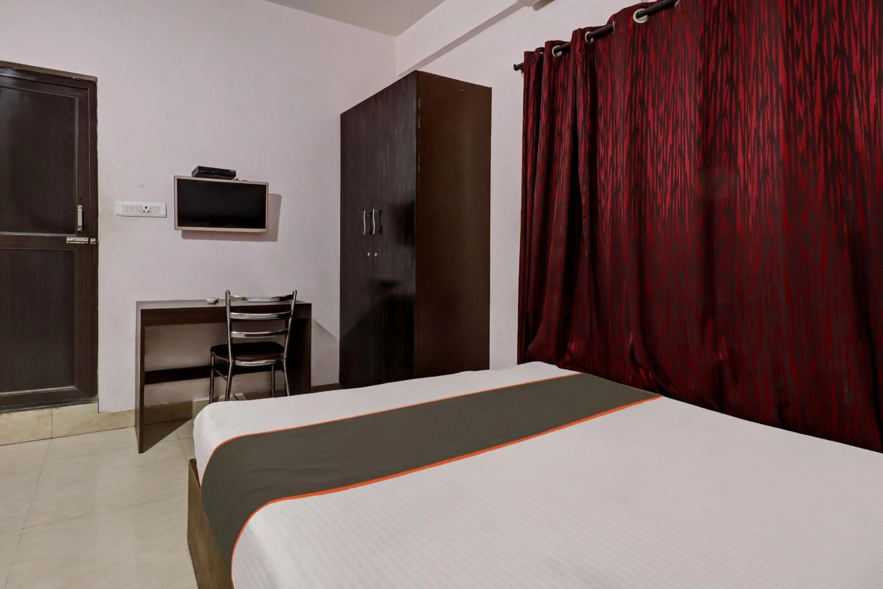 Standard Double Room - single occupancy in Super Hotel O Alfa Inn