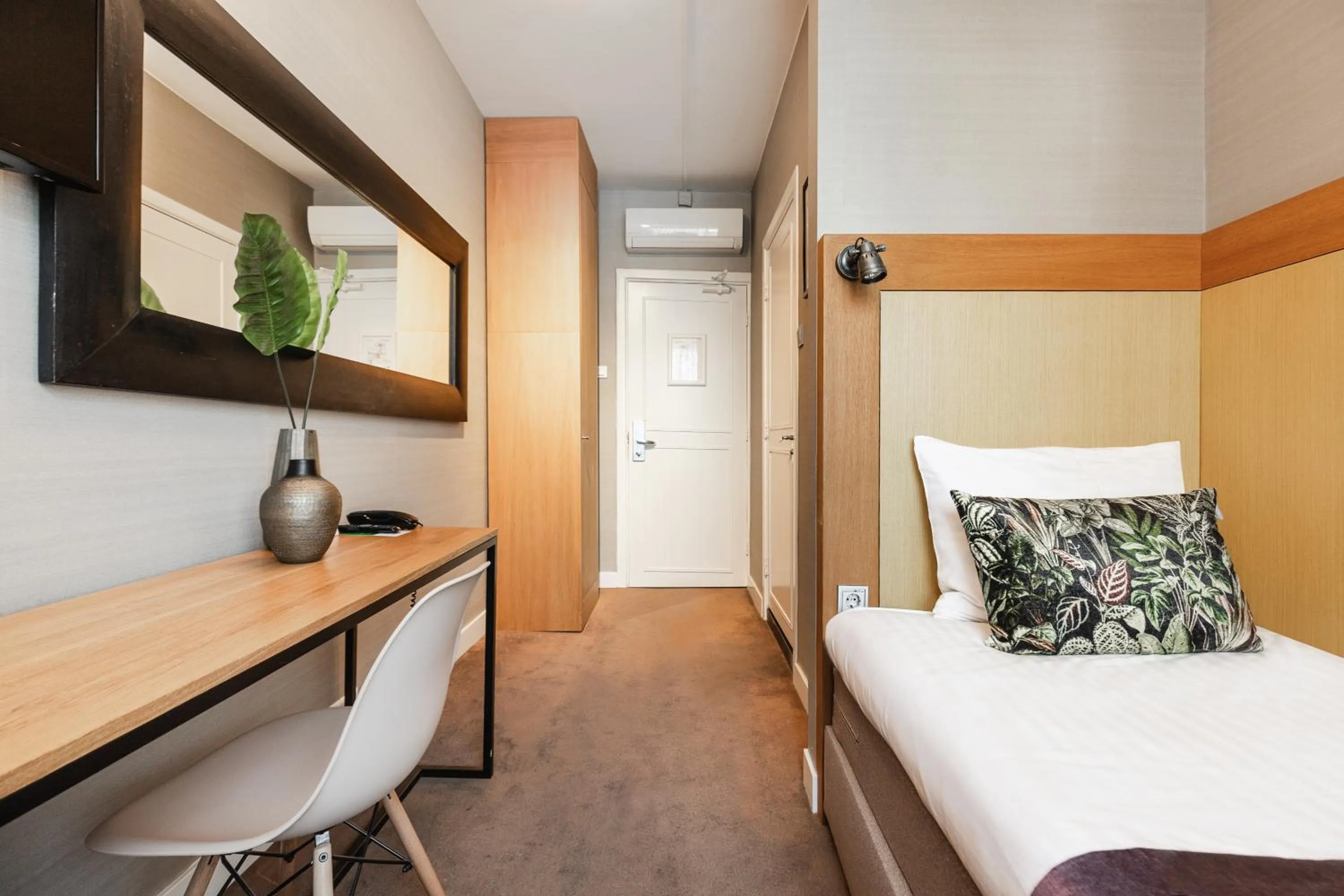 Standard Single Room in The Delphi - Amsterdam Townhouse