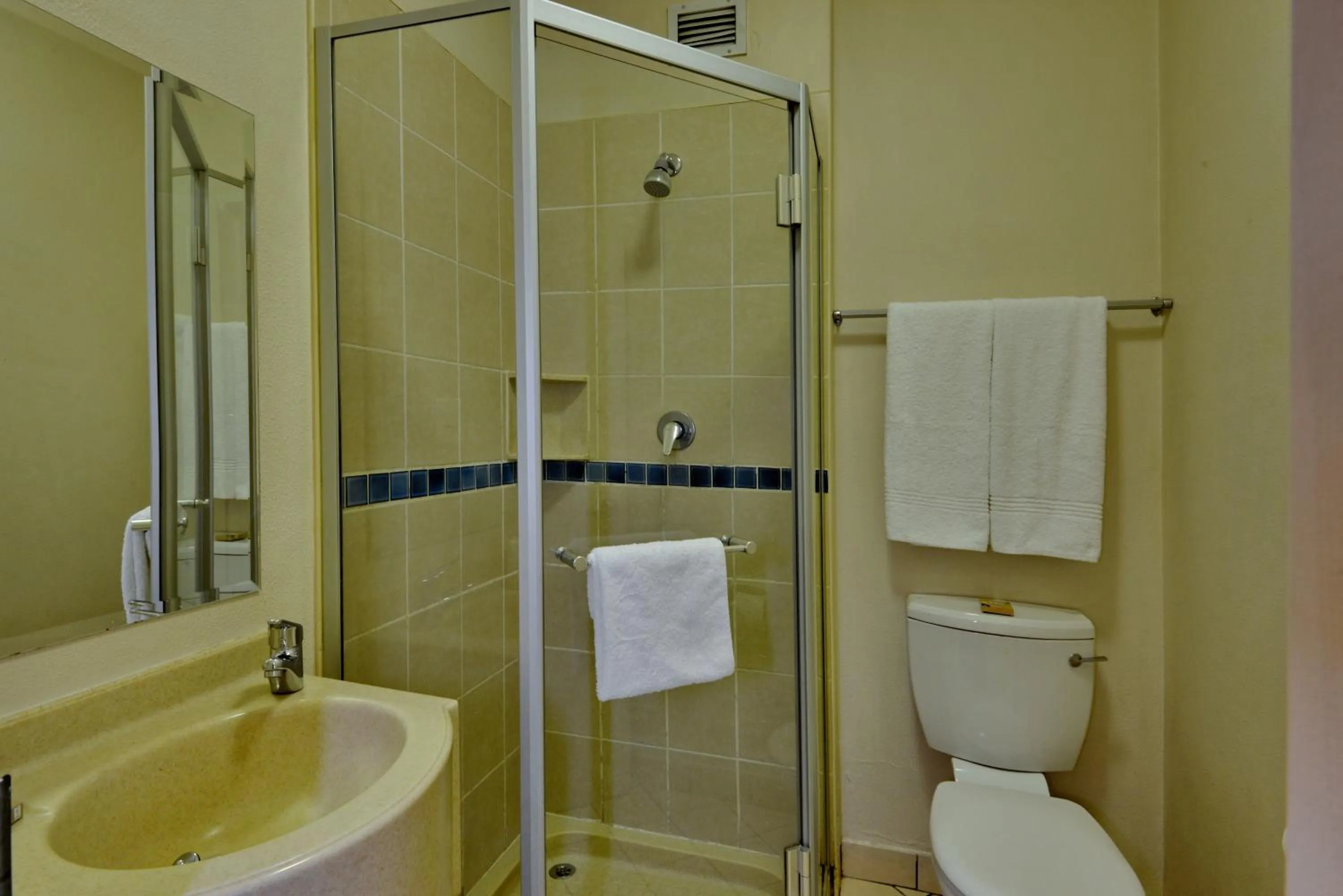 Double Room in Road Lodge Centurion