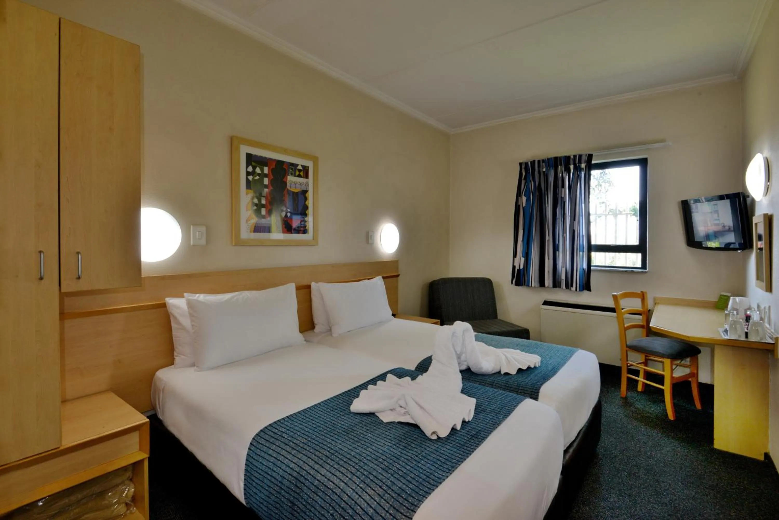 Twin Room in Road Lodge Centurion