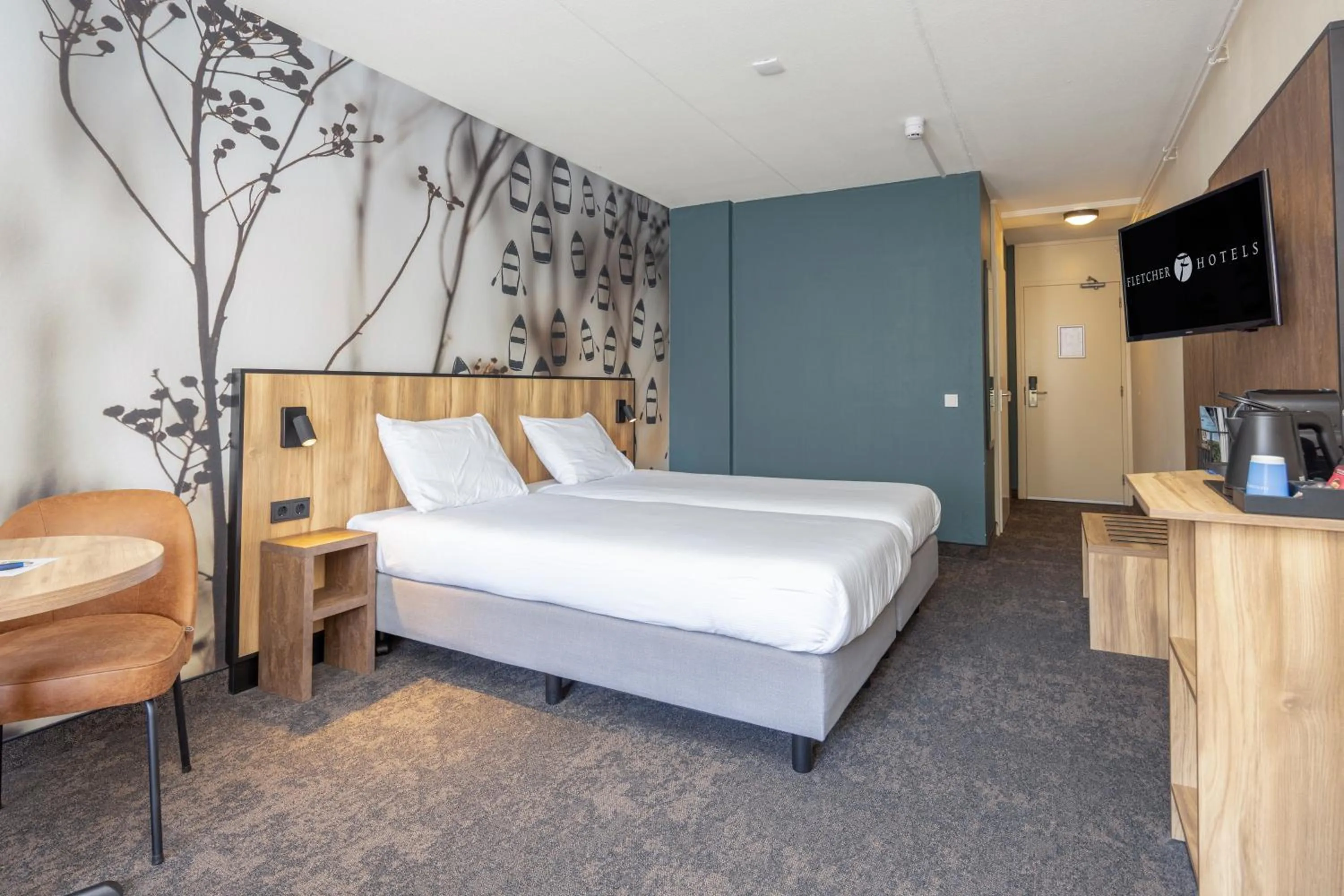 Family Room with Shower in Fletcher Hotel Restaurant De Eese