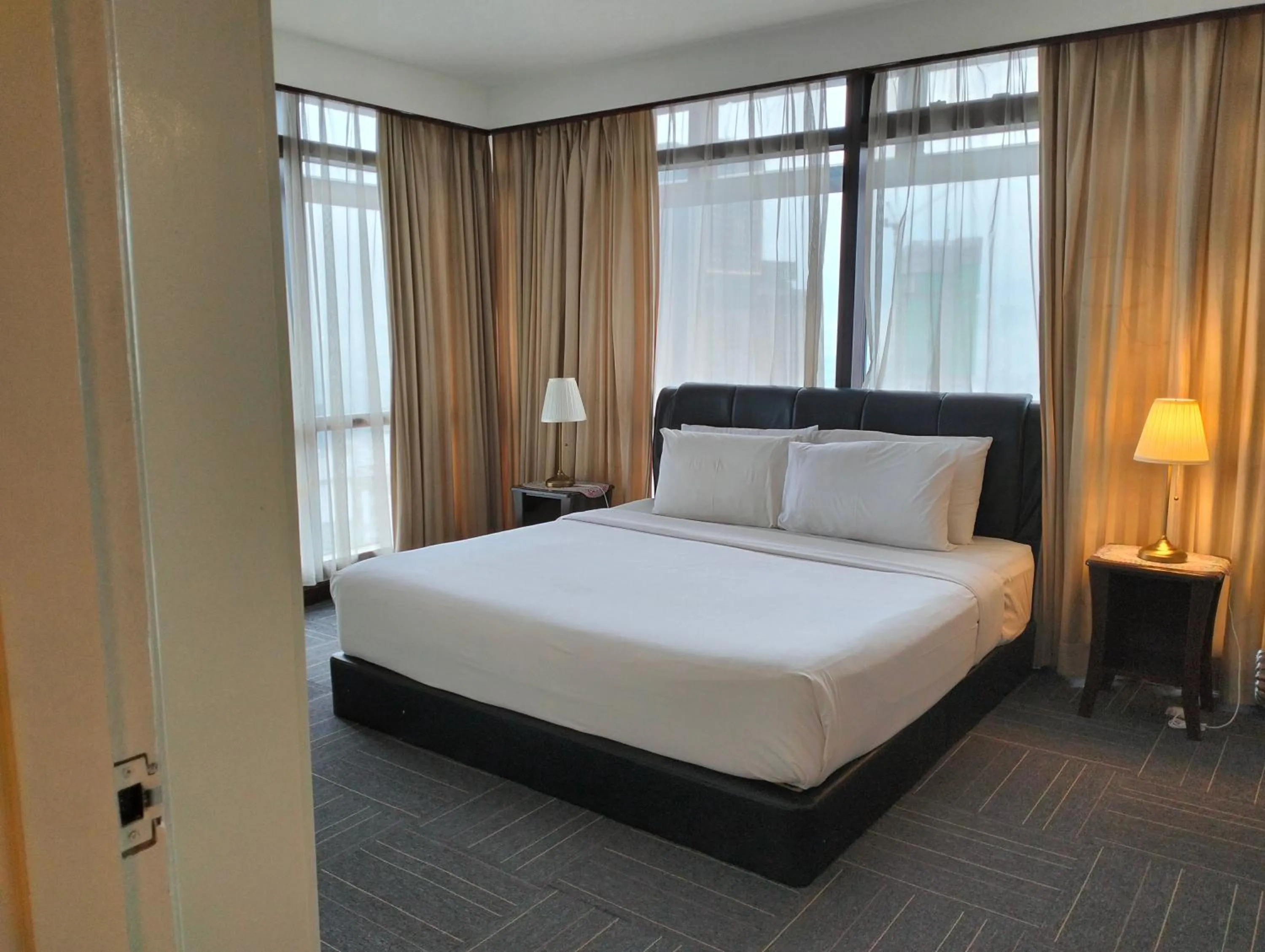 Two-Bedroom Apartment in Times Square Kuala Lumpur By Service Suite