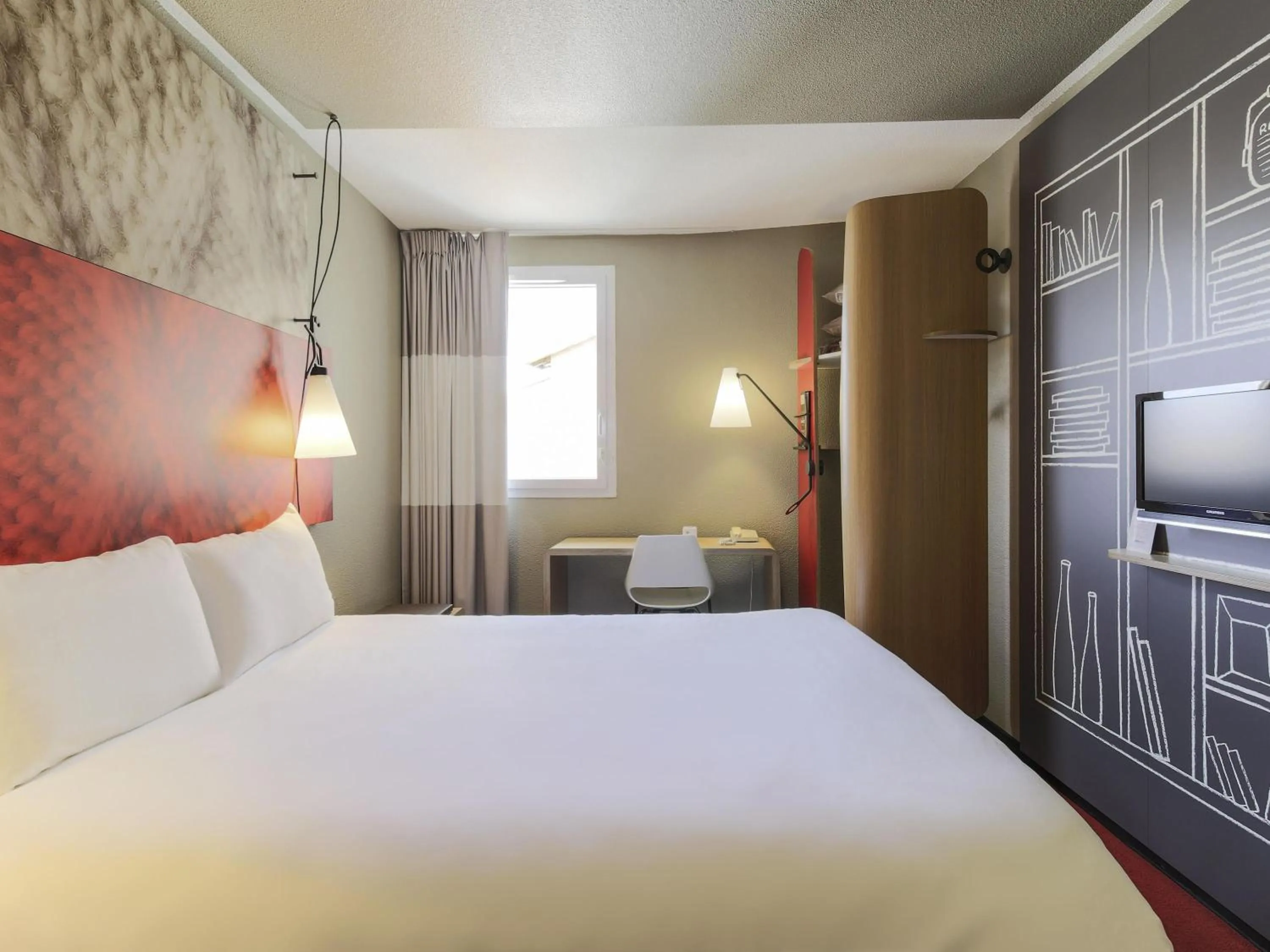 Standard Double Room in Ibis Albi