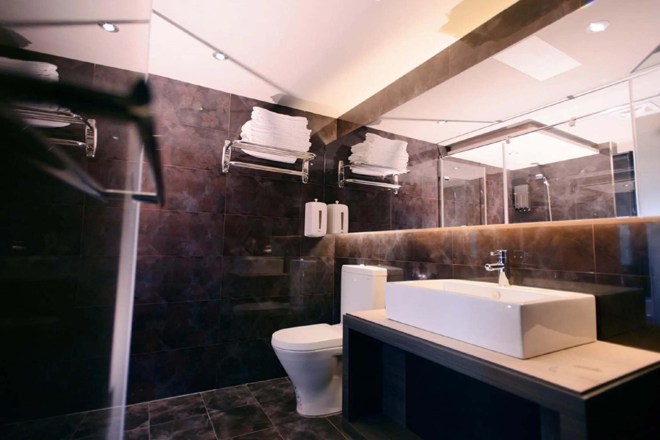 Comfort Quadruple Room in Kiwi Express Hotel - Jiuru Rd