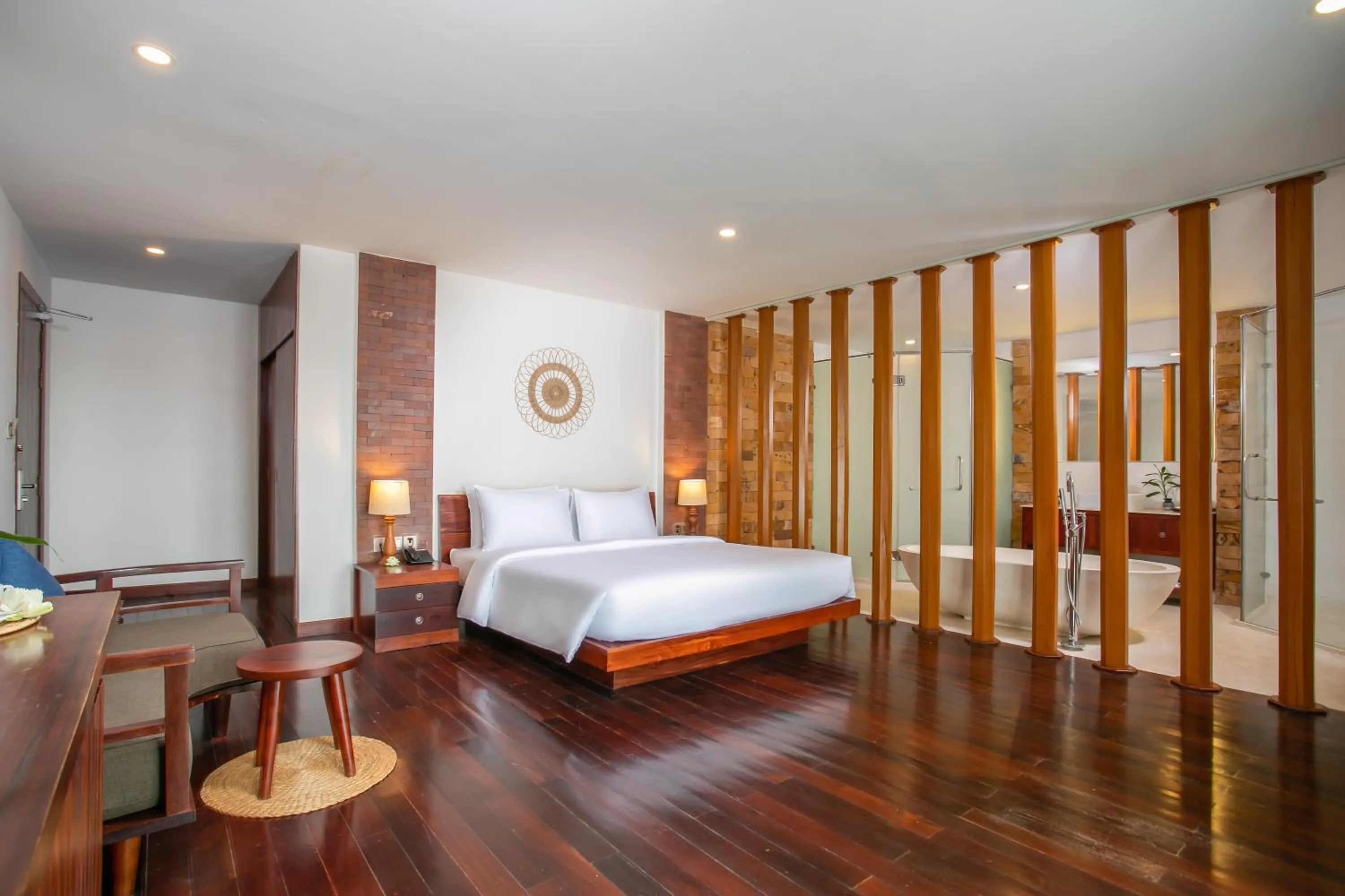 King Suite in Mera Residence