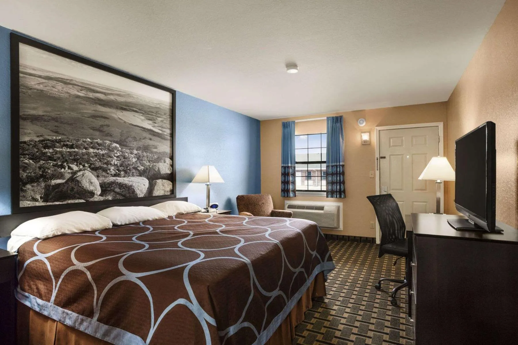 King Room - Non-Smoking in Super 8 by Wyndham Henryetta