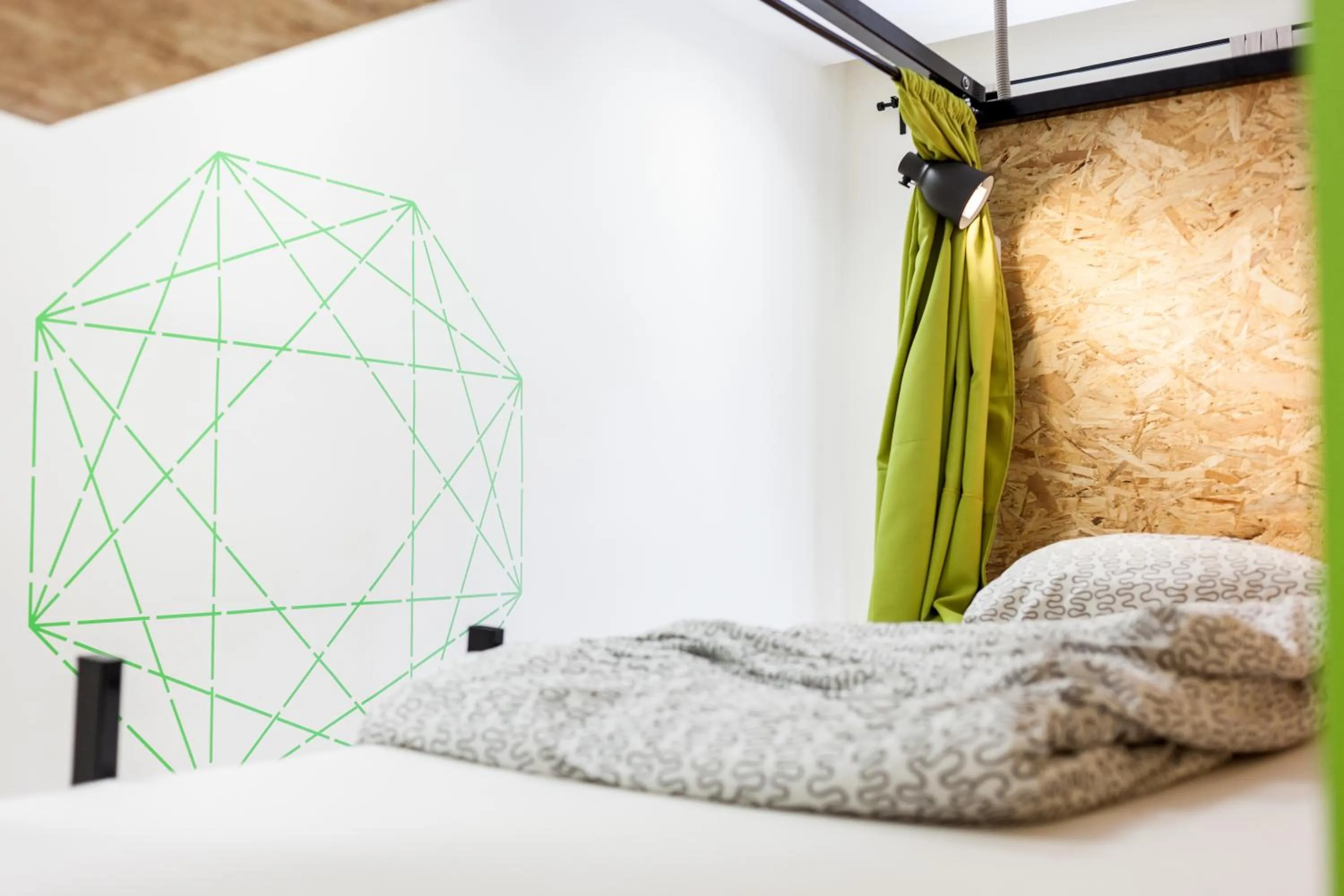 6-Bed Room in Avenue Hostel