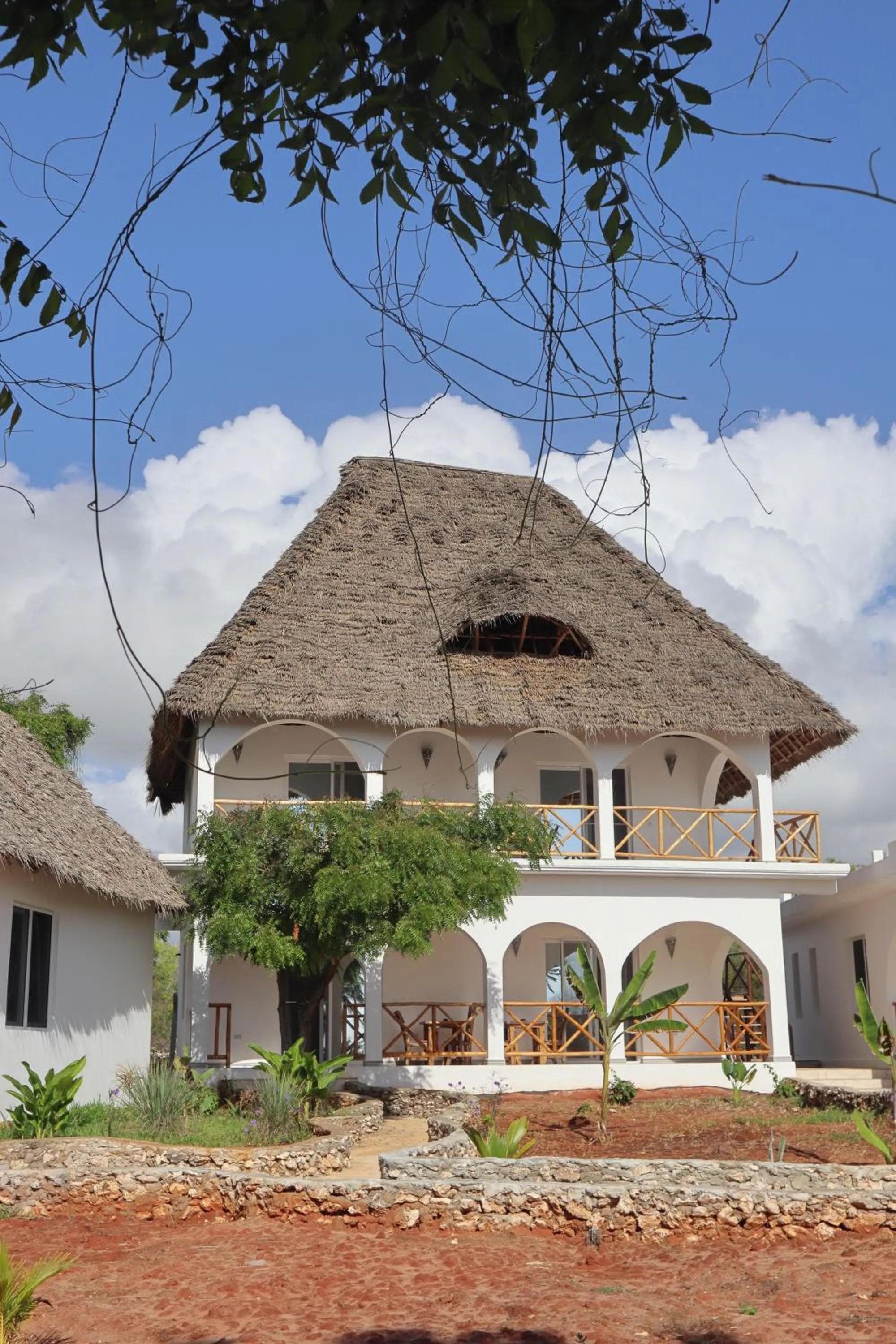 Double Room with Garden View - single occupancy in Holiday Time Bungalows Zanzibar