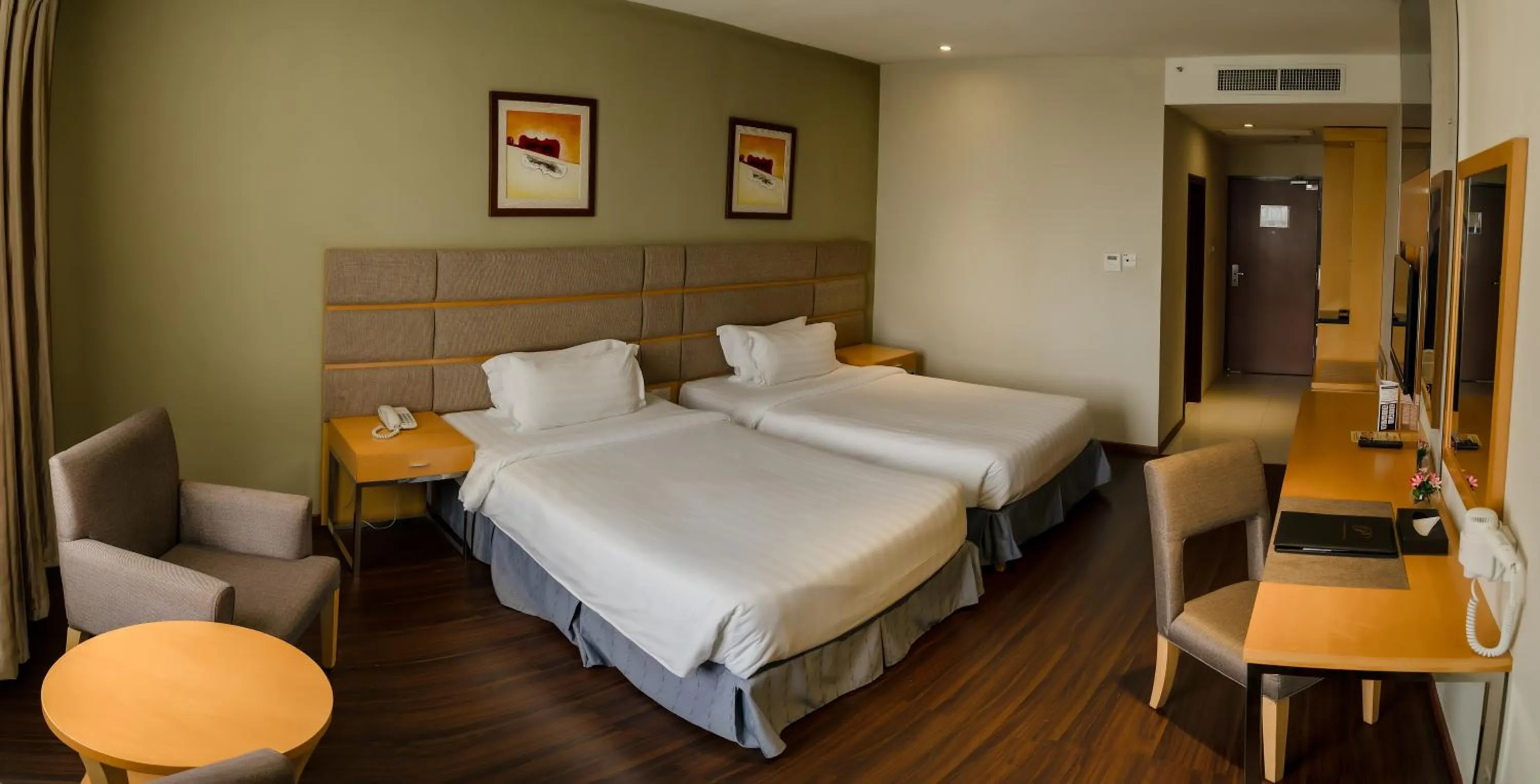 Premier Twin Room in Seri Simanggang Hotel