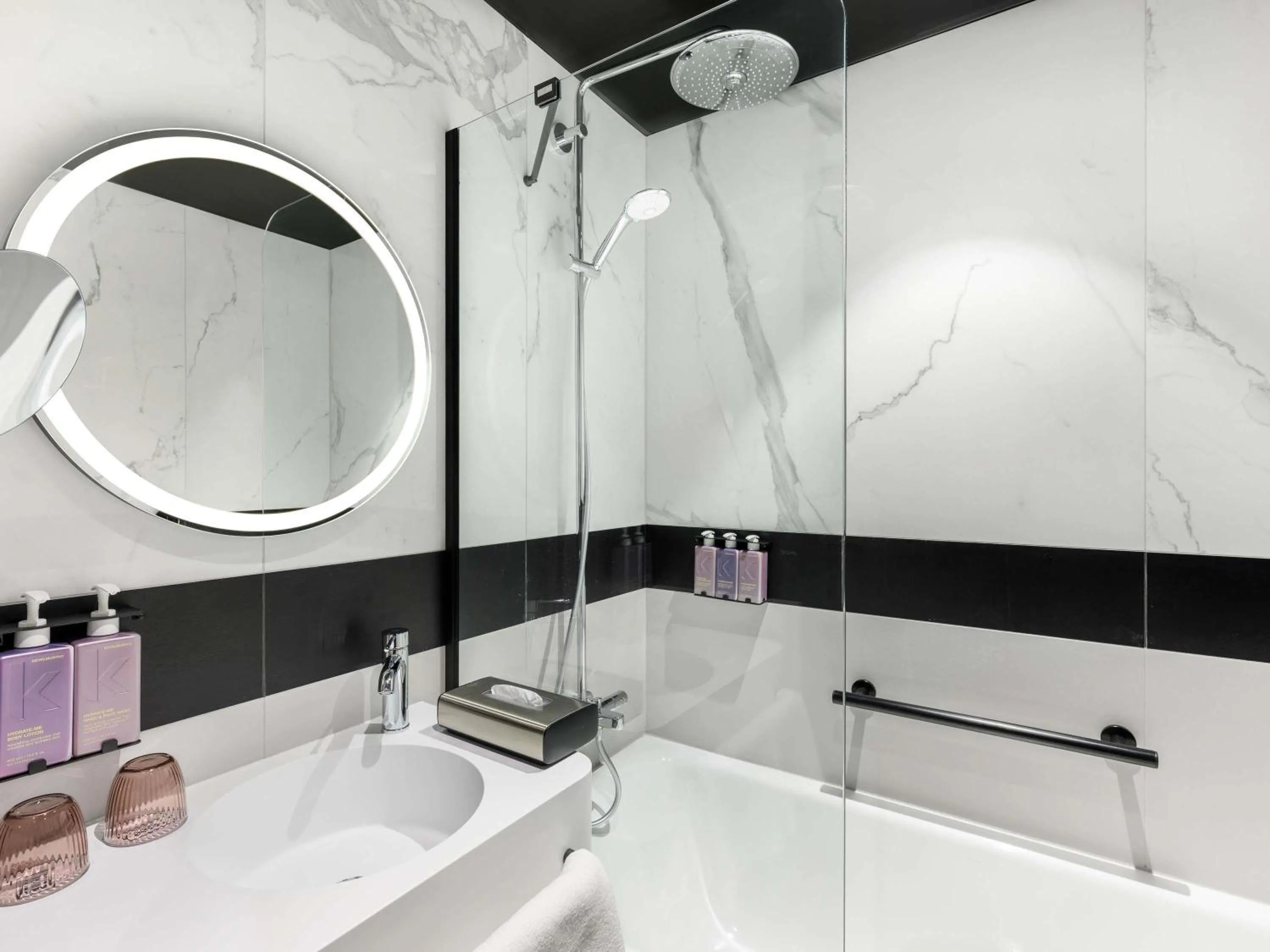 TRIBE Essential Twin Room in TRIBE Budapest Stadium