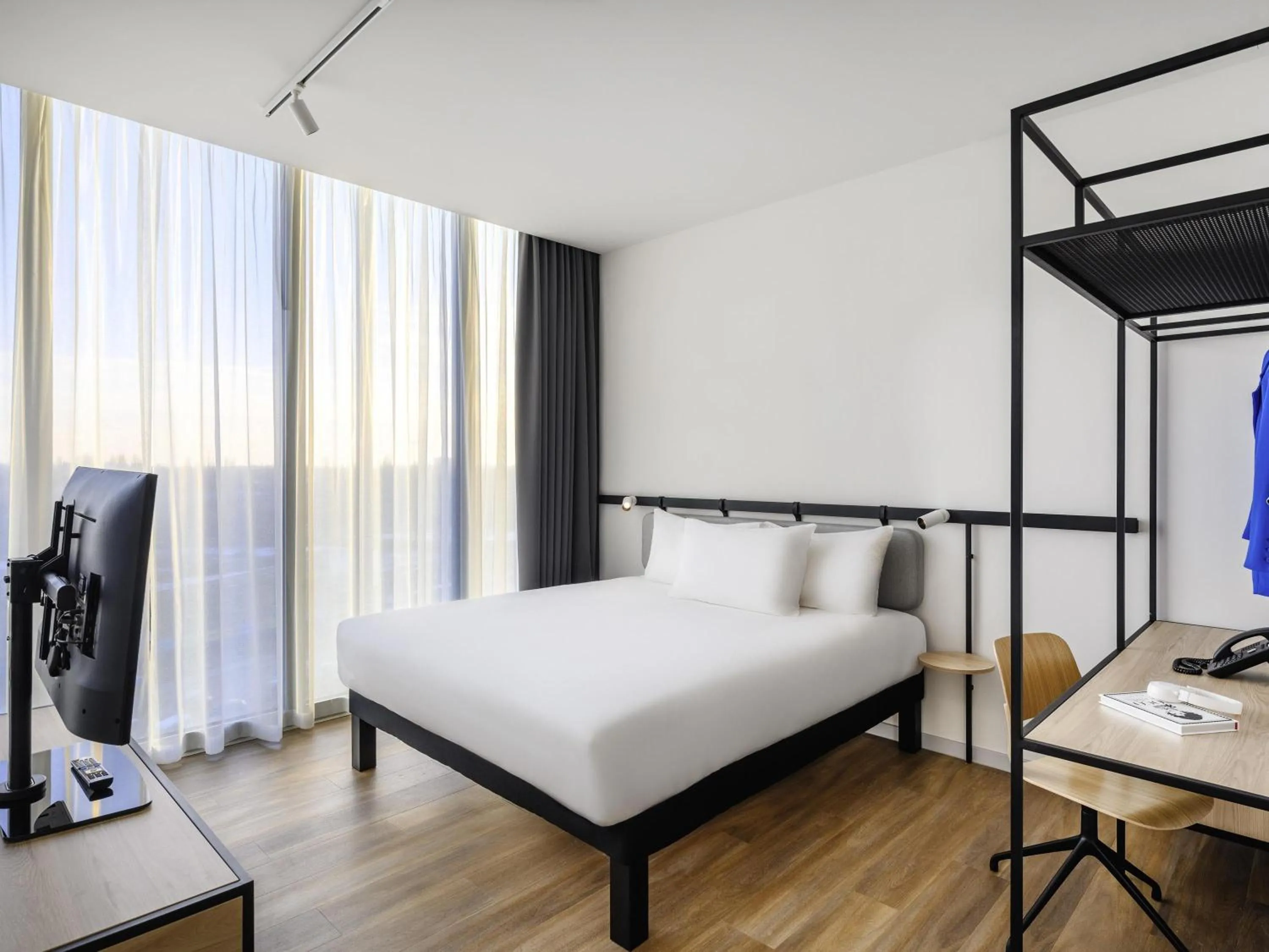 Premium Double Room with sofa bed in ibis Budapest Stadium