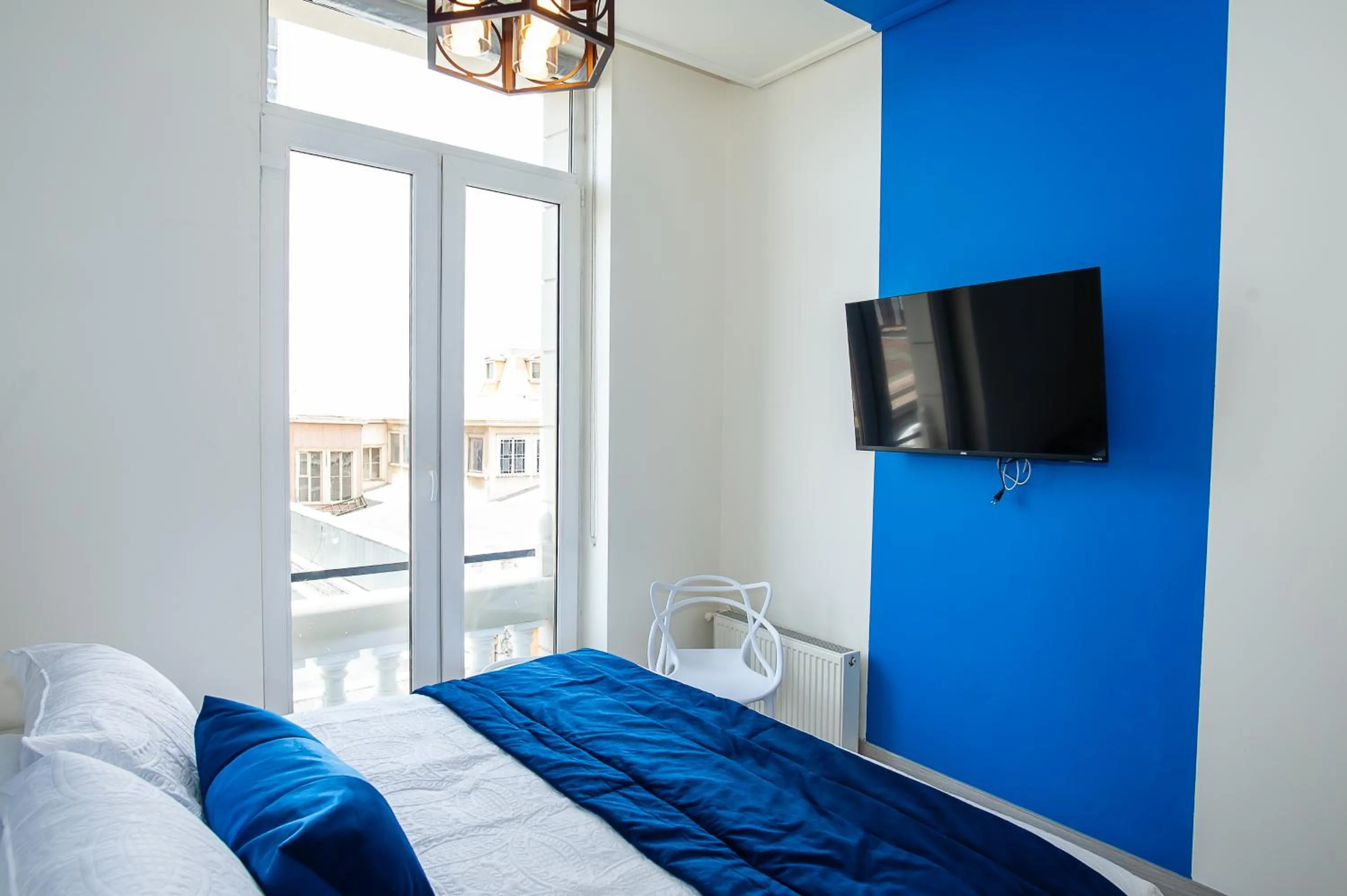 Standard Suite - single occupancy in Casa Esmeralda