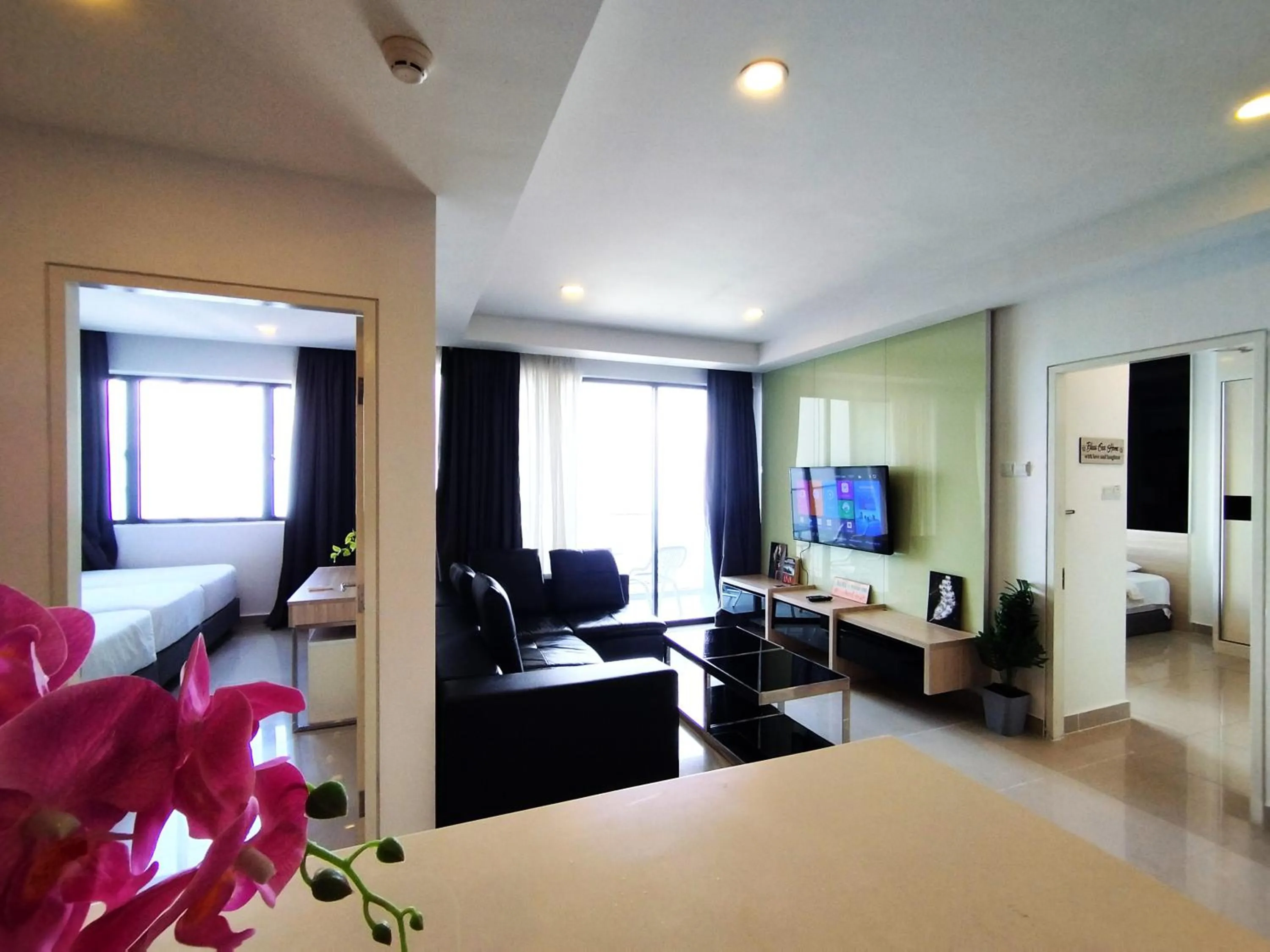 Apartment with View and Balcony in GENTING FoggyCold StayCation AT Ion Delemen By HAPYHOME