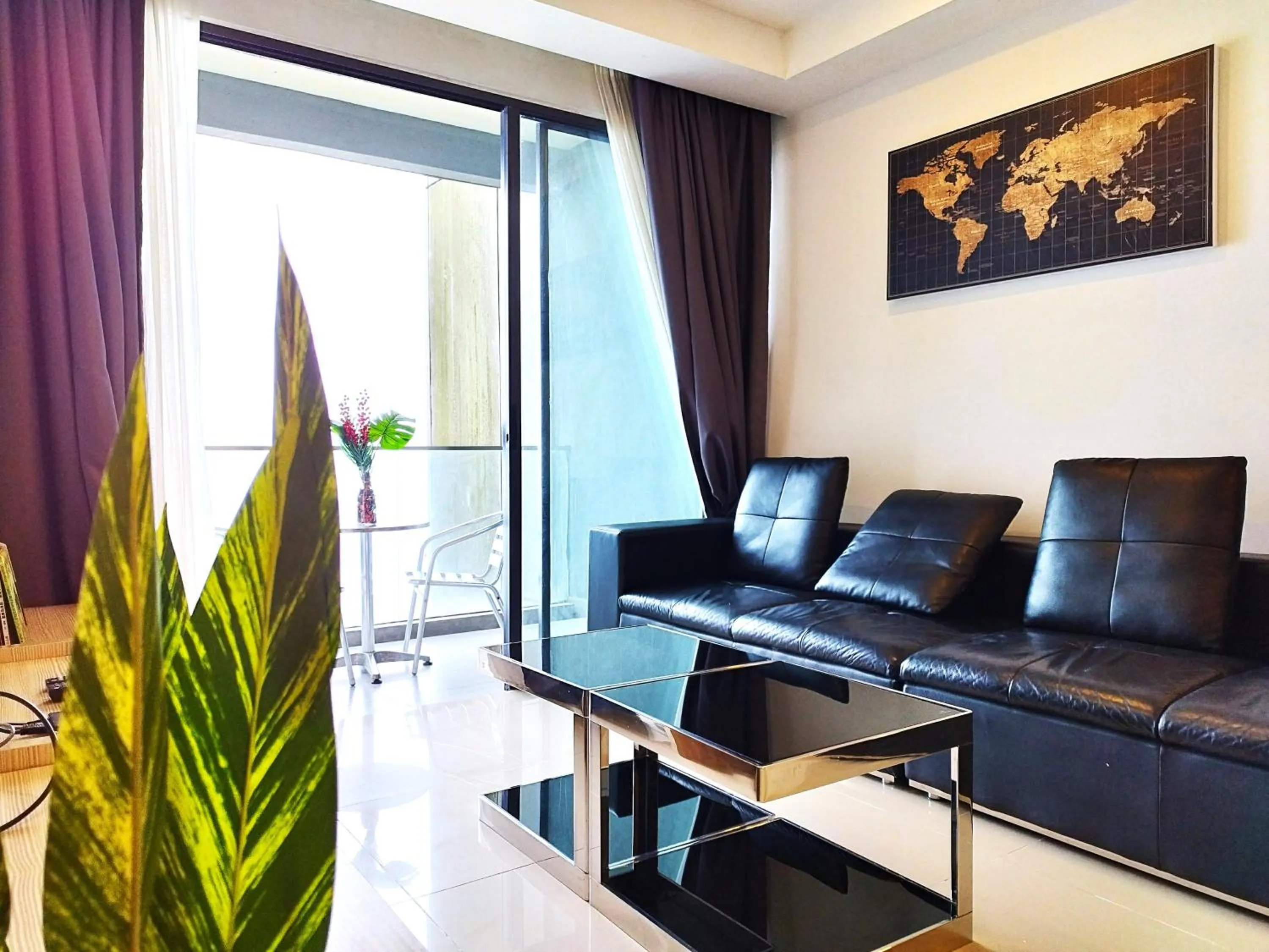 Two-Bedroom Deluxe Apartment with Balcony in GENTING FoggyCold StayCation AT Ion Delemen By HAPYHOME