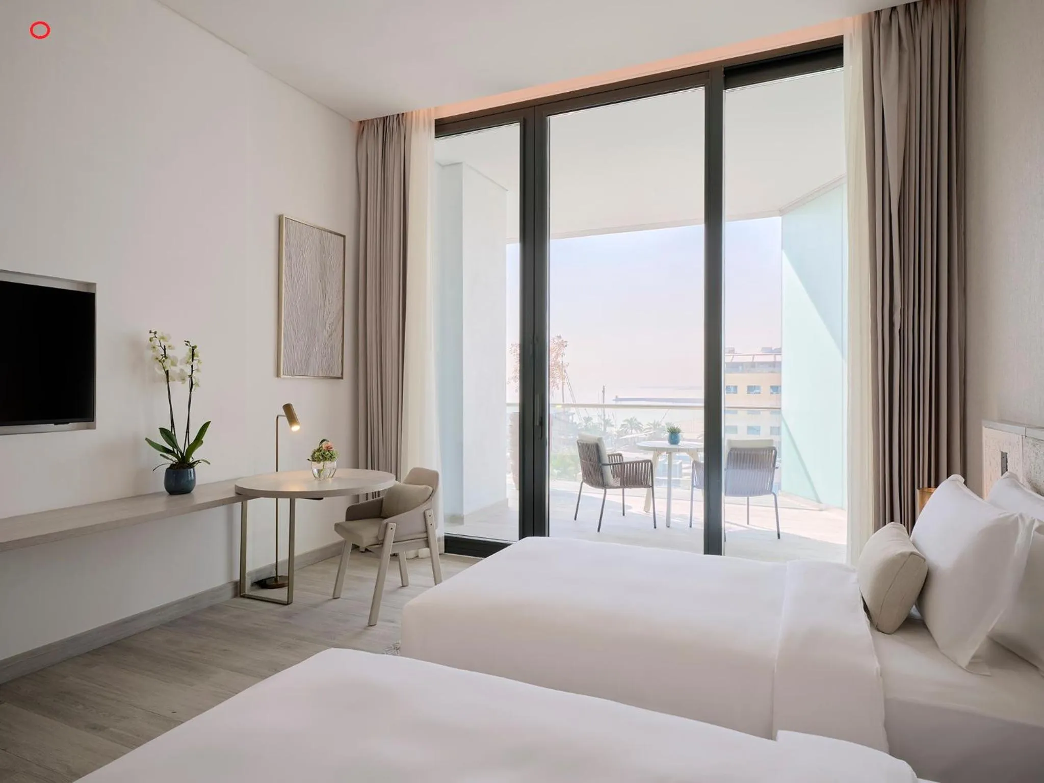 Deluxe Twin Room with Balcony - Furnished in Arabella Beach Hotel Kuwait, Vignette Collection by IHG