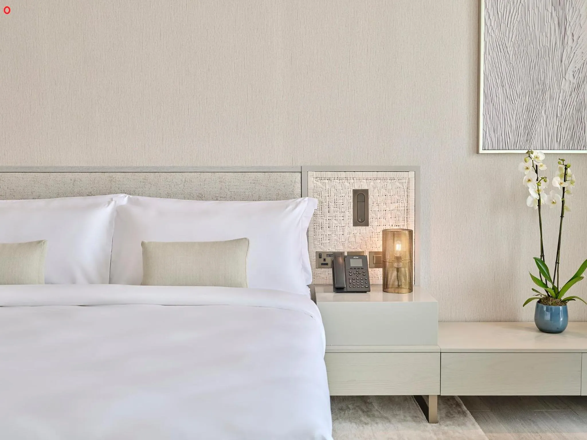 Deluxe King Room with City View in Arabella Beach Hotel Kuwait, Vignette Collection by IHG