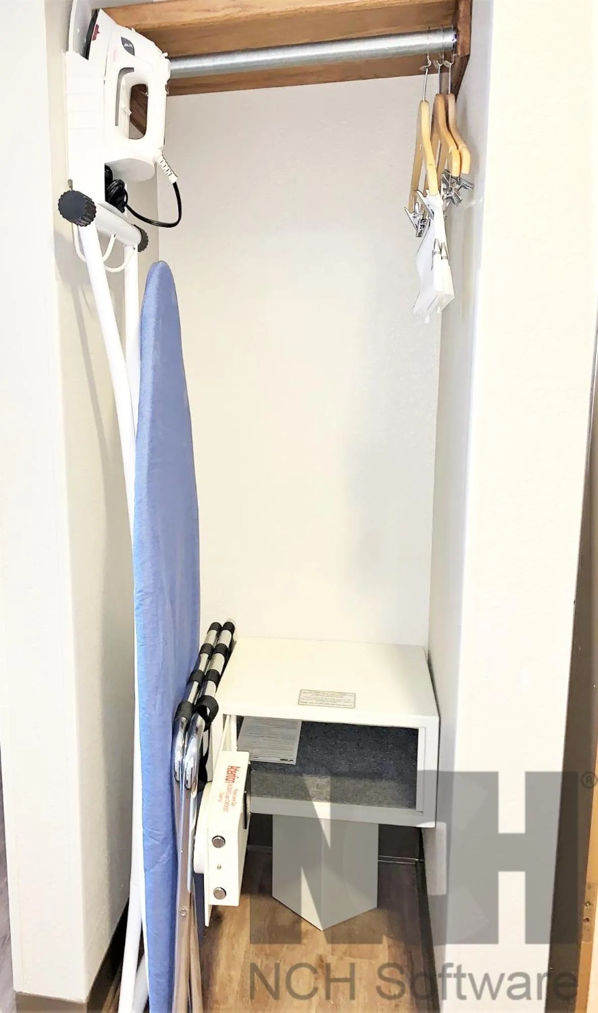 Queen Room with Two Queen Beds - Non-Smoking in Days Inn by Wyndham Bernalillo