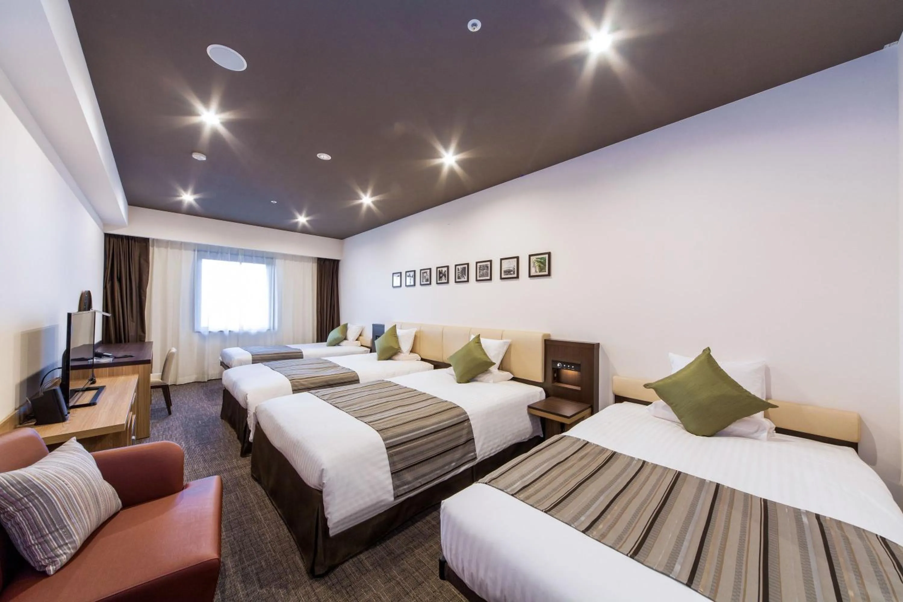 Deluxe Quadruple Room - Non-Smoking in HOTEL MYSTAYS PREMIER Kanazawa