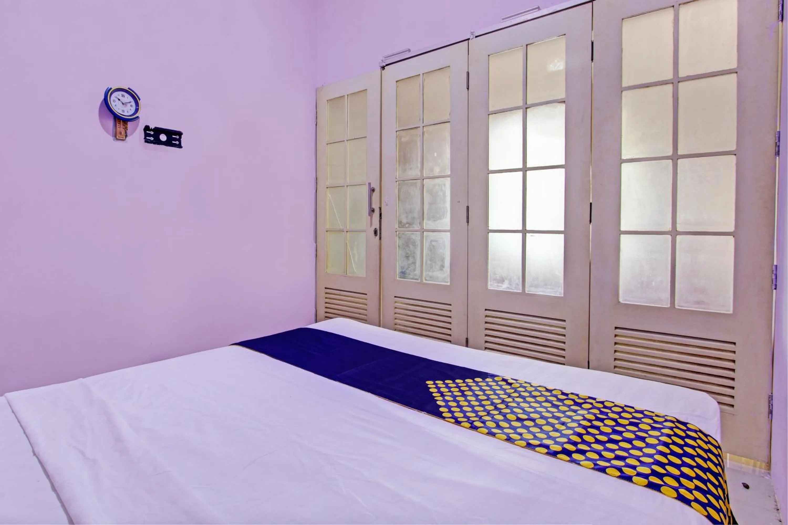 Budget Double Room in Hotel O Sengon Kostel Syariah