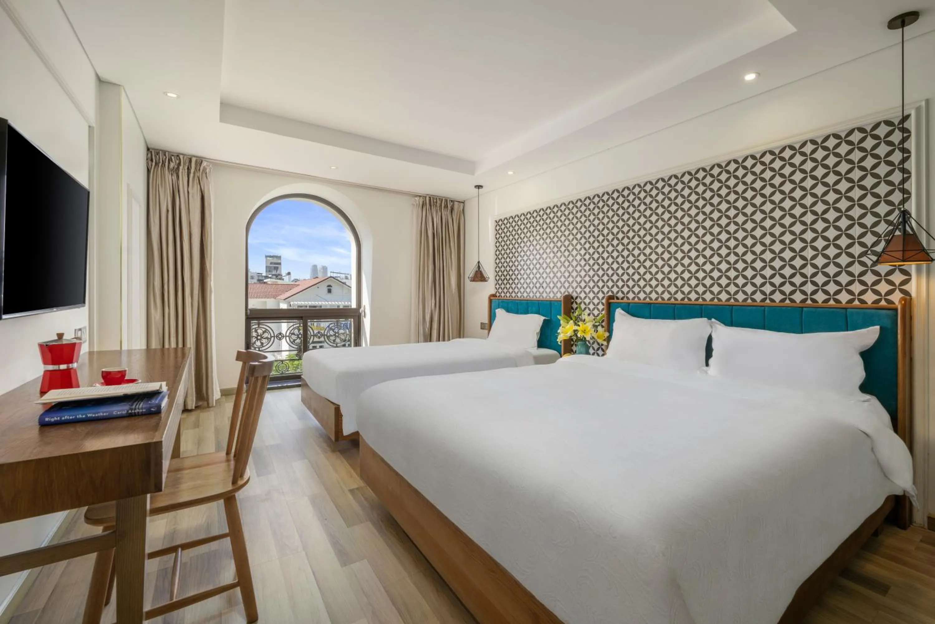 Family Room in Brilliant Majestic Hotel