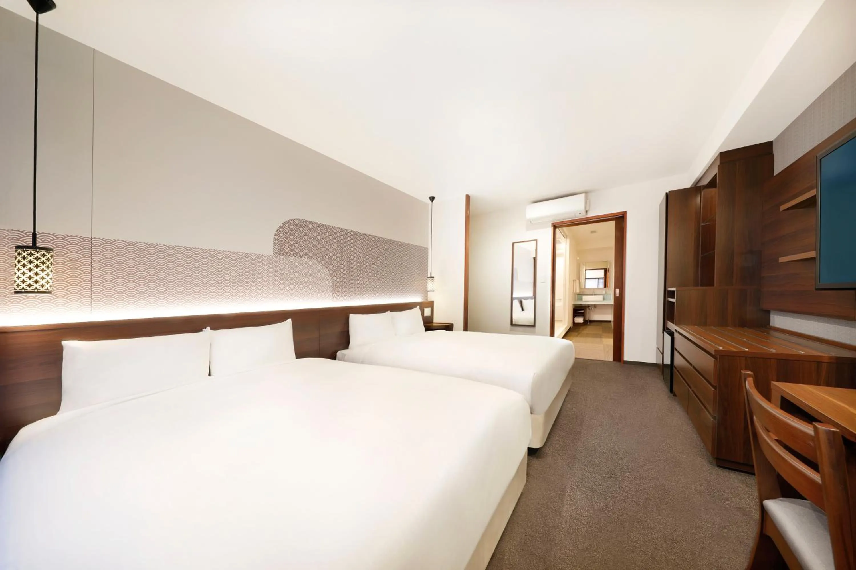 Deluxe Family Room in Hop Inn Kyoto Shijo Omiya