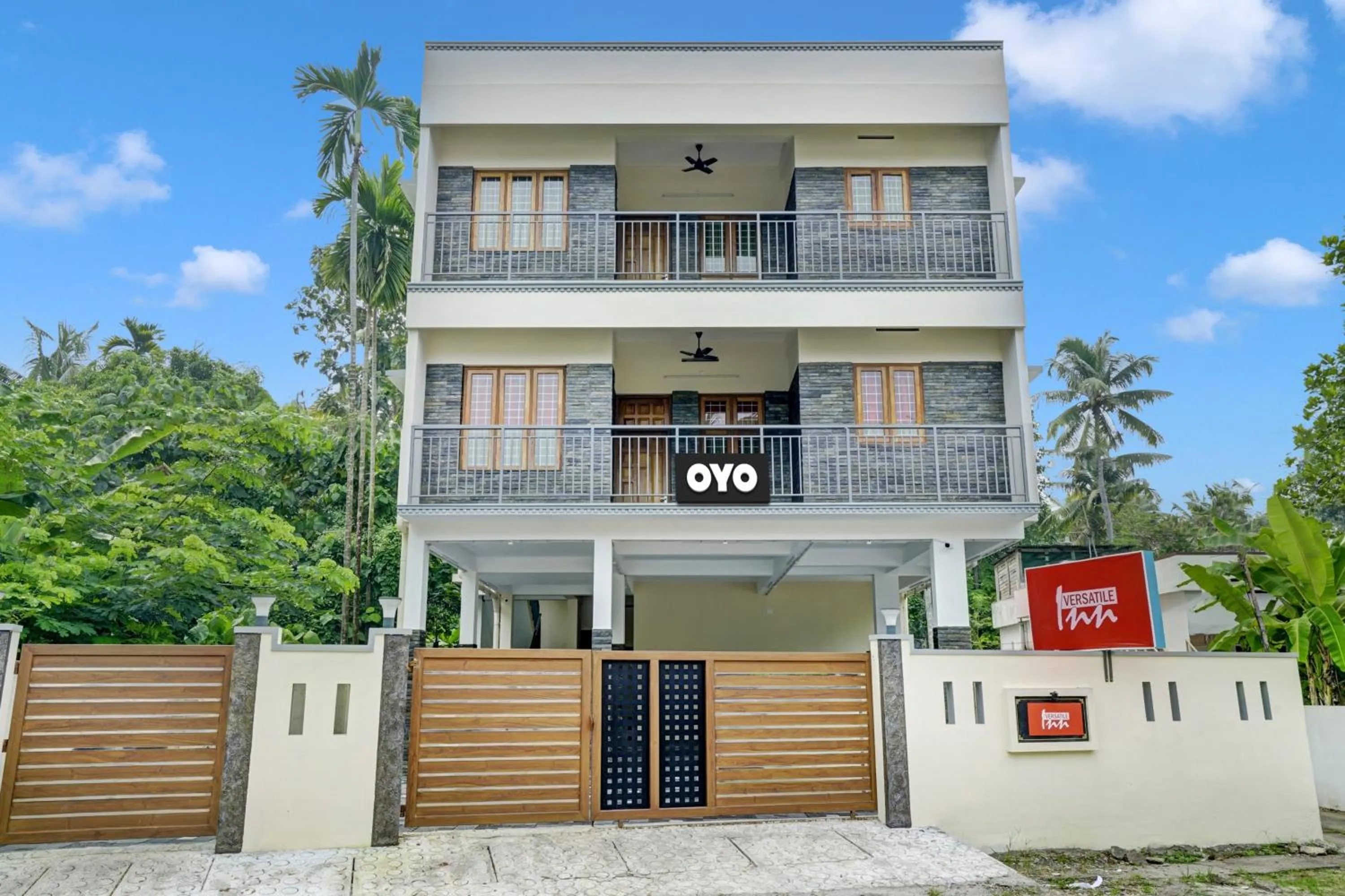 Hotel O Versatile Inn