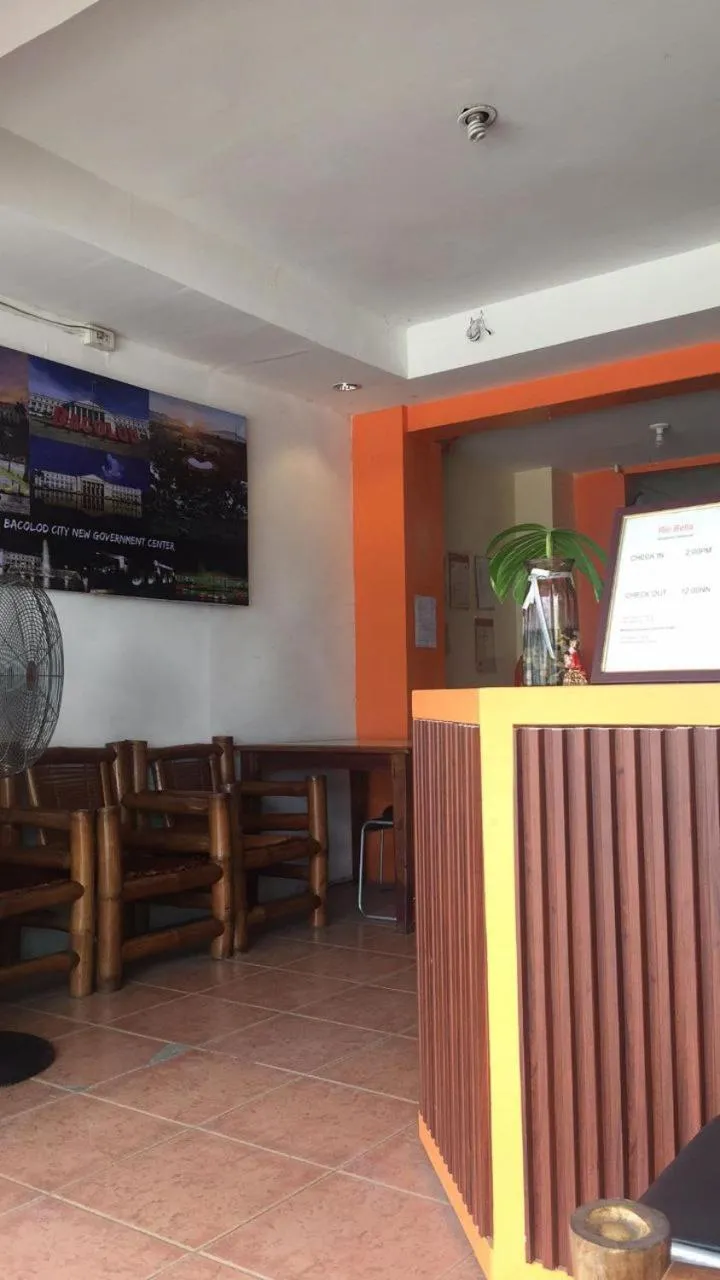 RedDoorz at Rio Bella Lacson St Bacolod