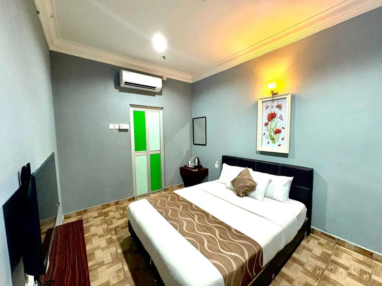 Standard Queen Room in DAILY INN HOTEL