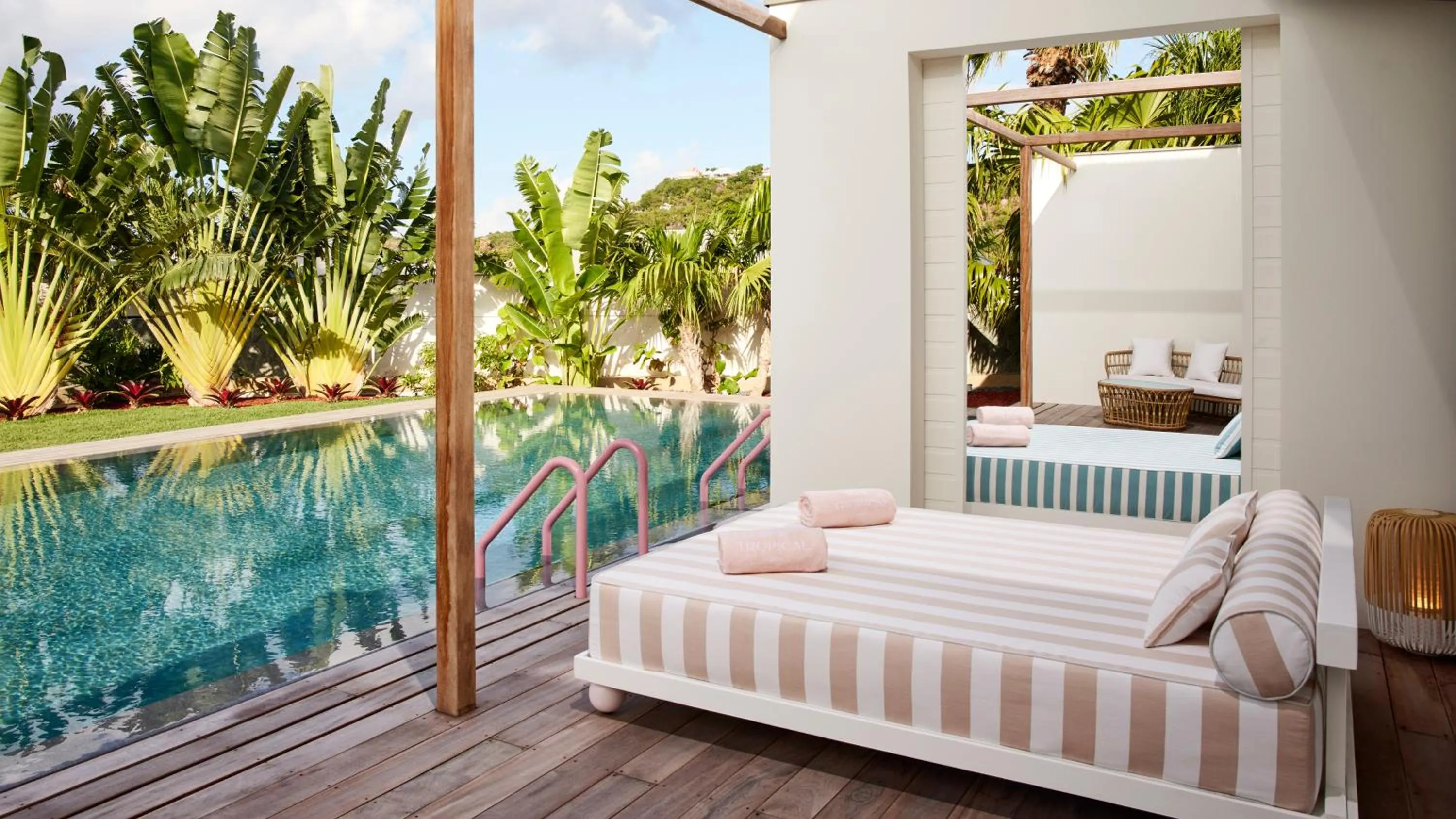 Pool Suite in Tropical Hotel St Barth