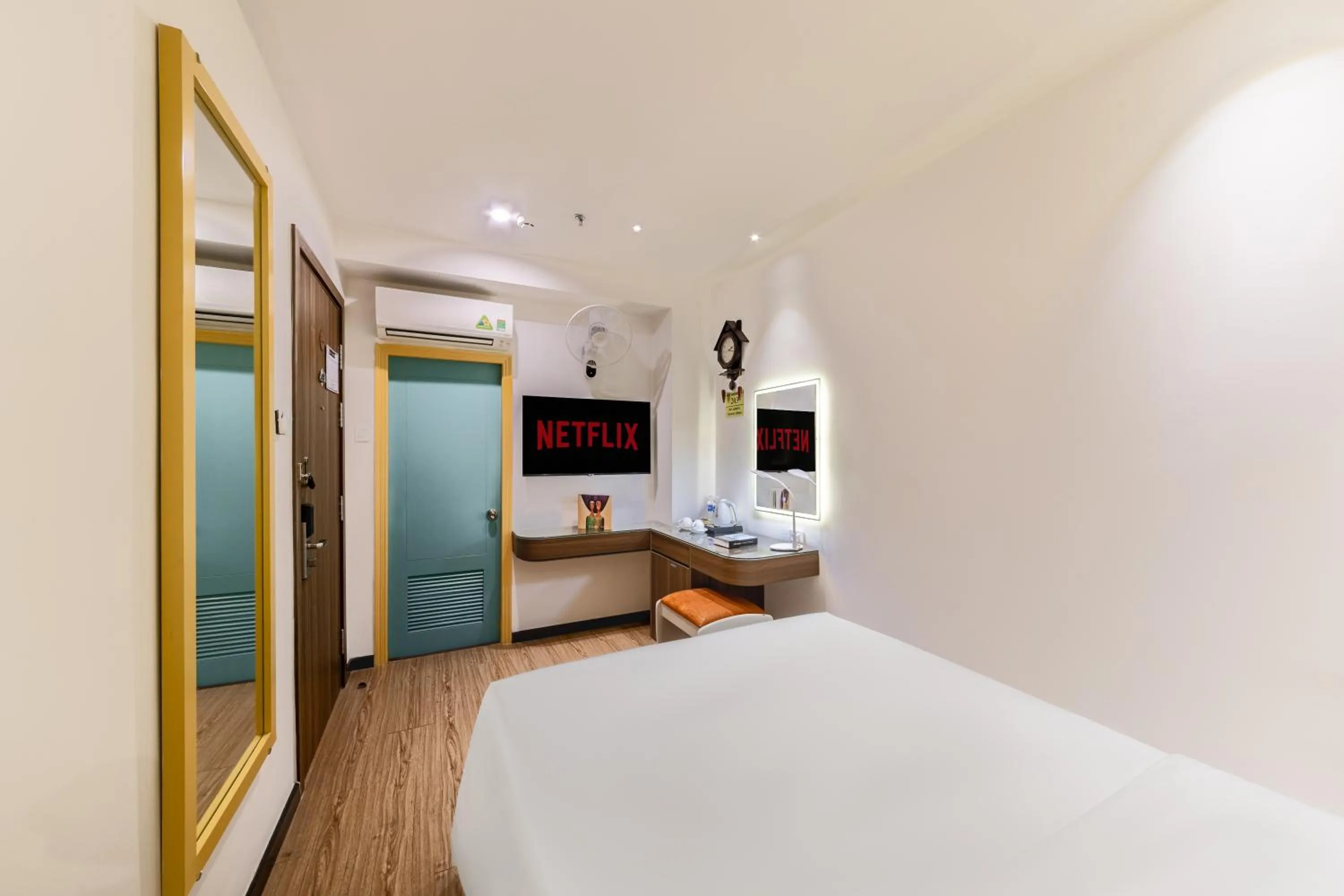 Grand Superior with Rooftop Pool in A25 Hotel - 55 Lê Anh Xuân