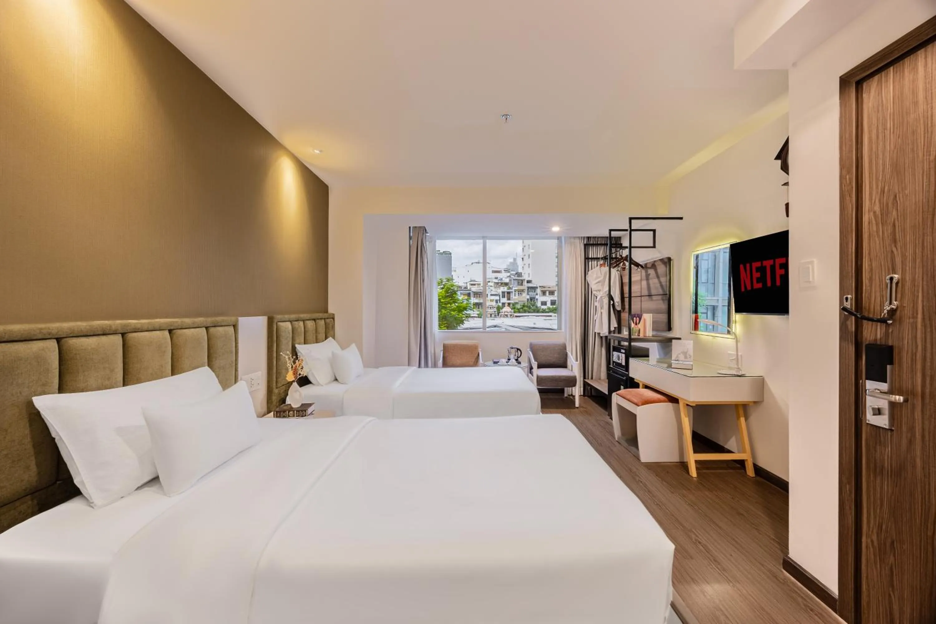 Deluxe Suite in A25 Hotel - 55 Lê Anh Xuân