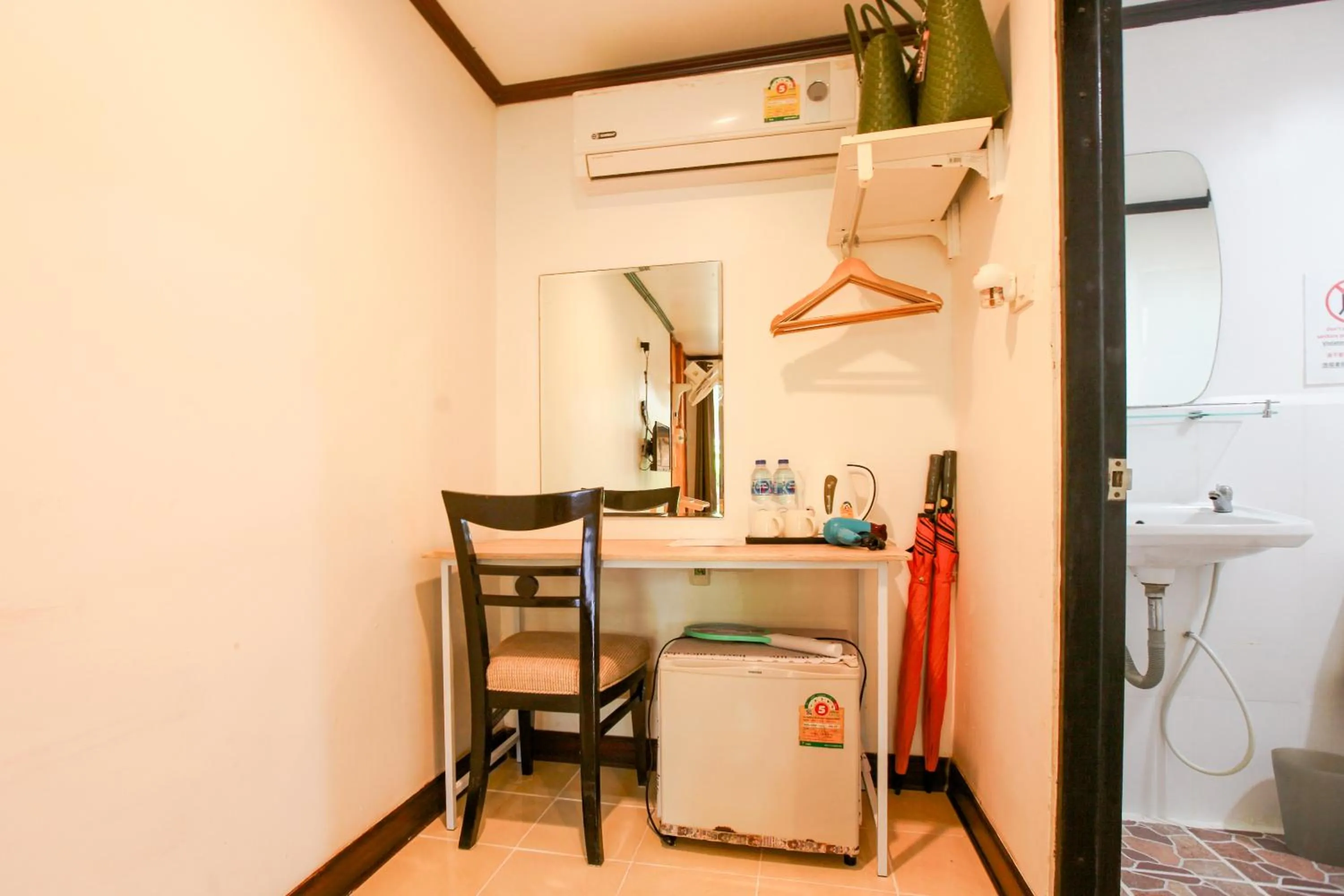 Standard Double Room with Air Condition in Salisa Resort