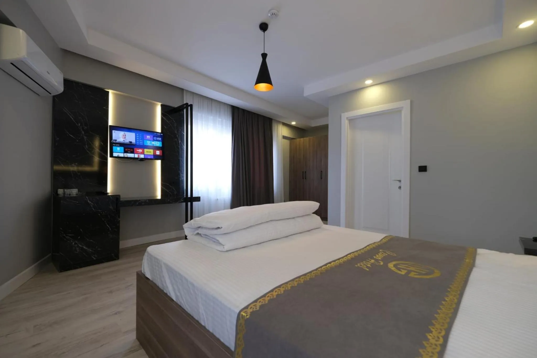 Triple Room with Balcony in Cevvo Hotel