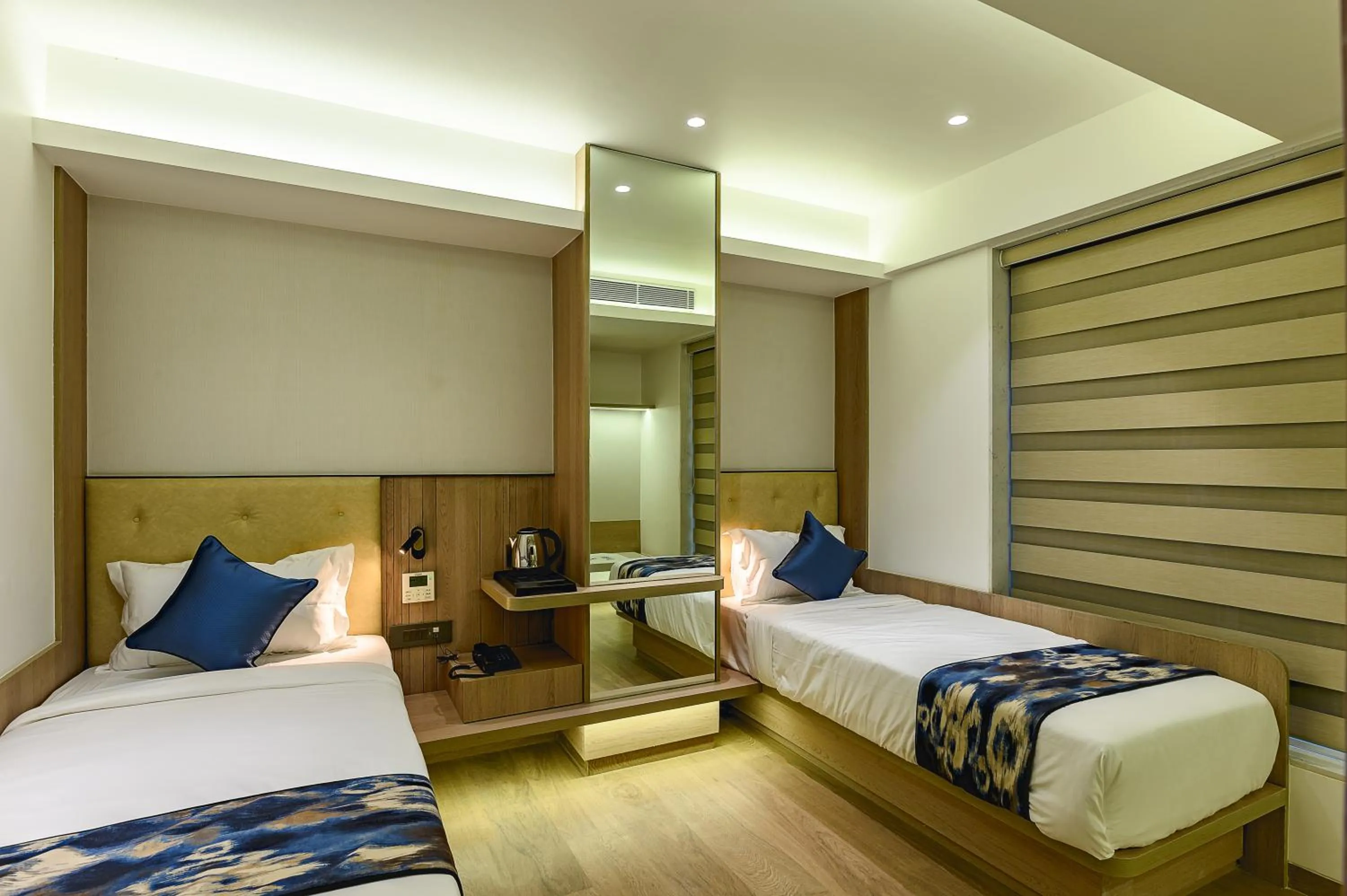 Standard Twin Room - single occupancy in Hotel Eden Serenity