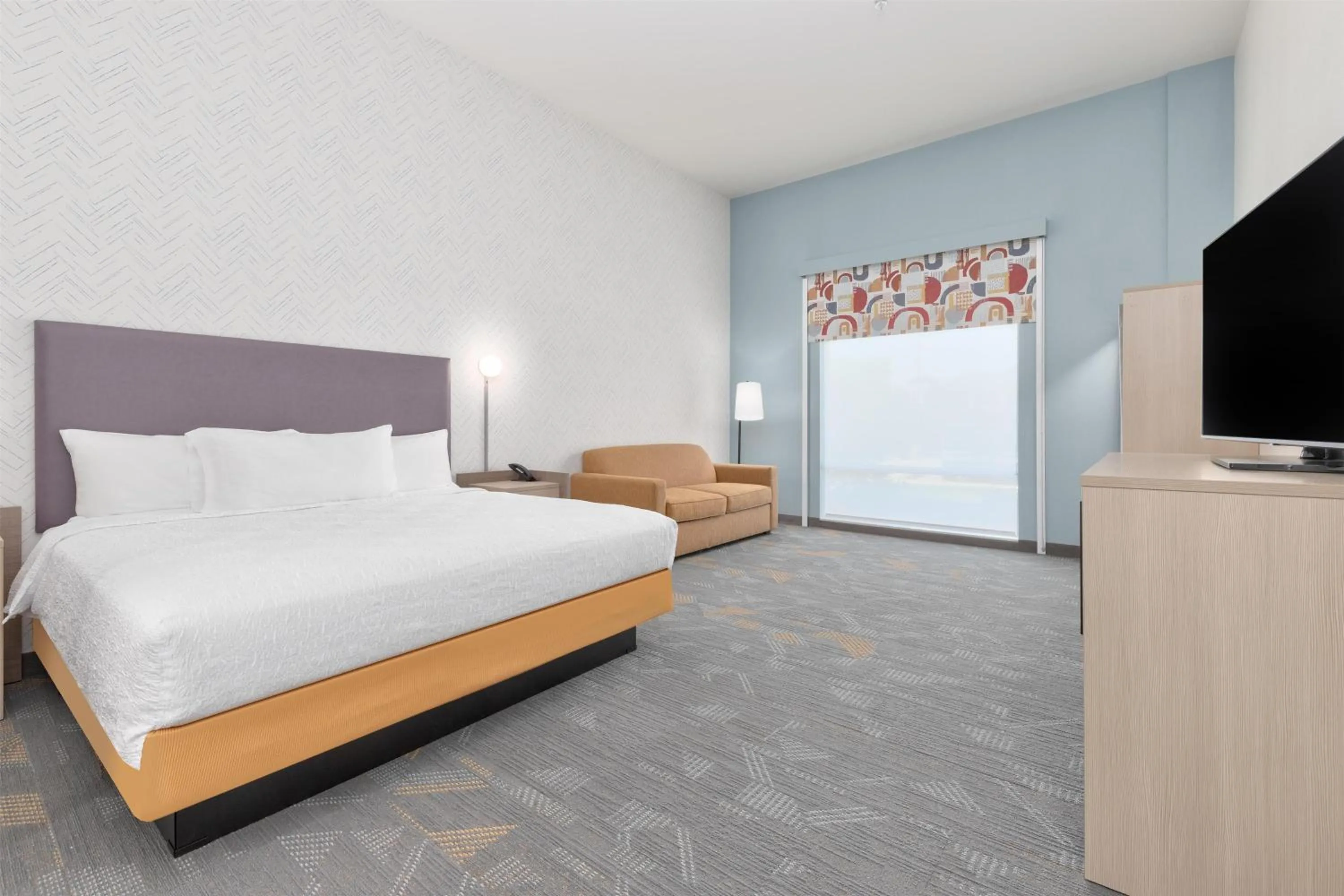 One-Bedroom King Suite in Home2 Suites By Hilton Paris