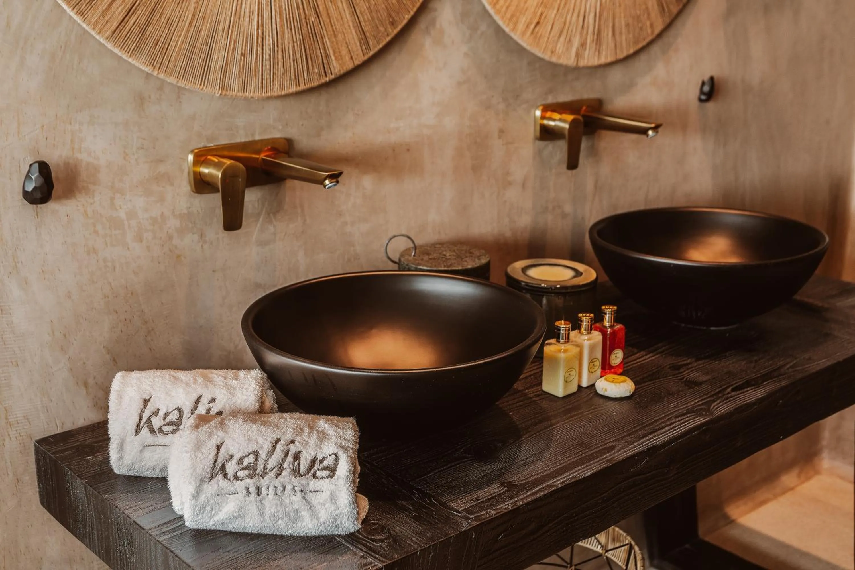 Suite with Hot Tub in Kaliva Suites - Adults Only