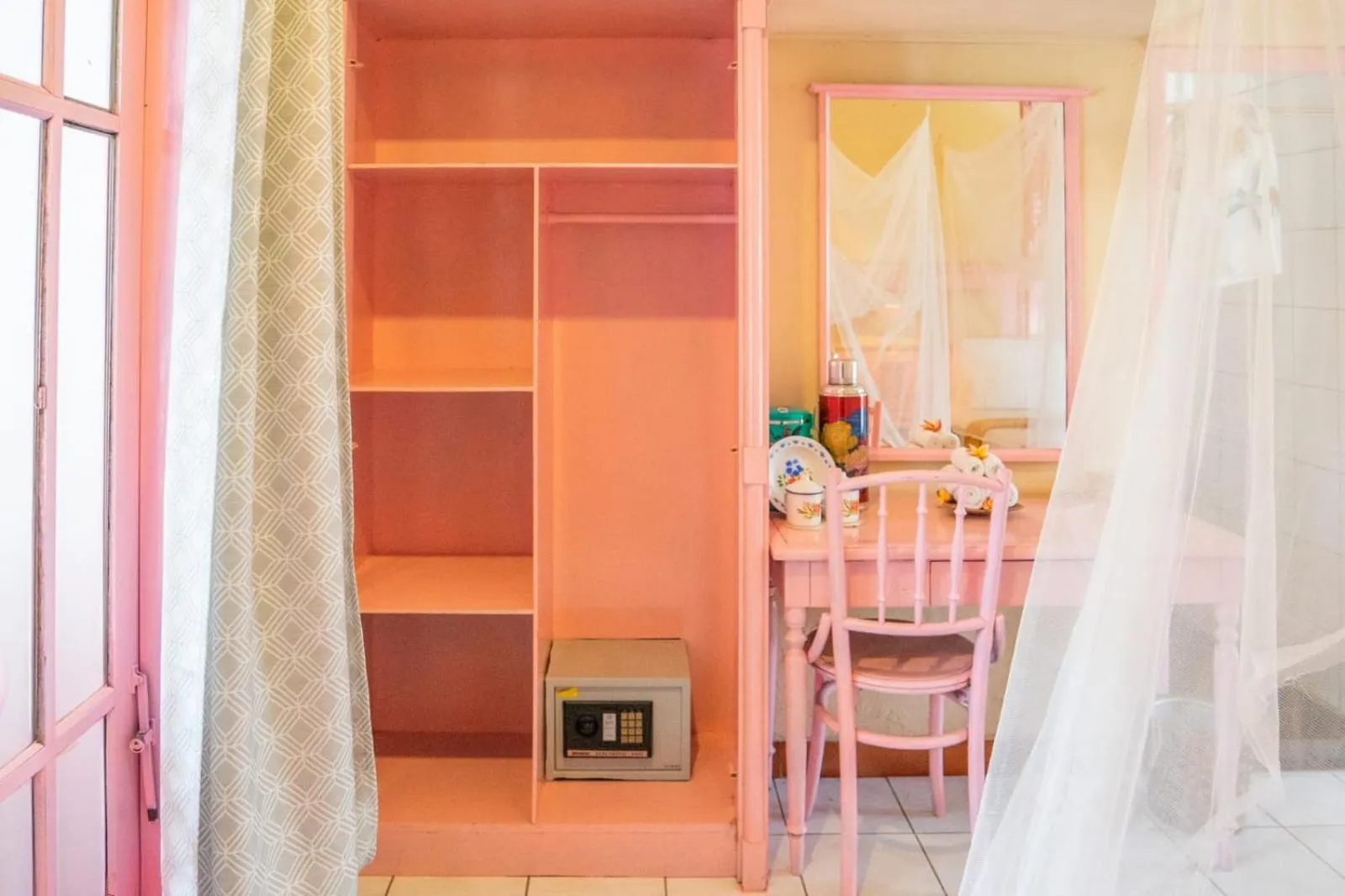 Double or Twin Room with Private Bathroom in BS Home