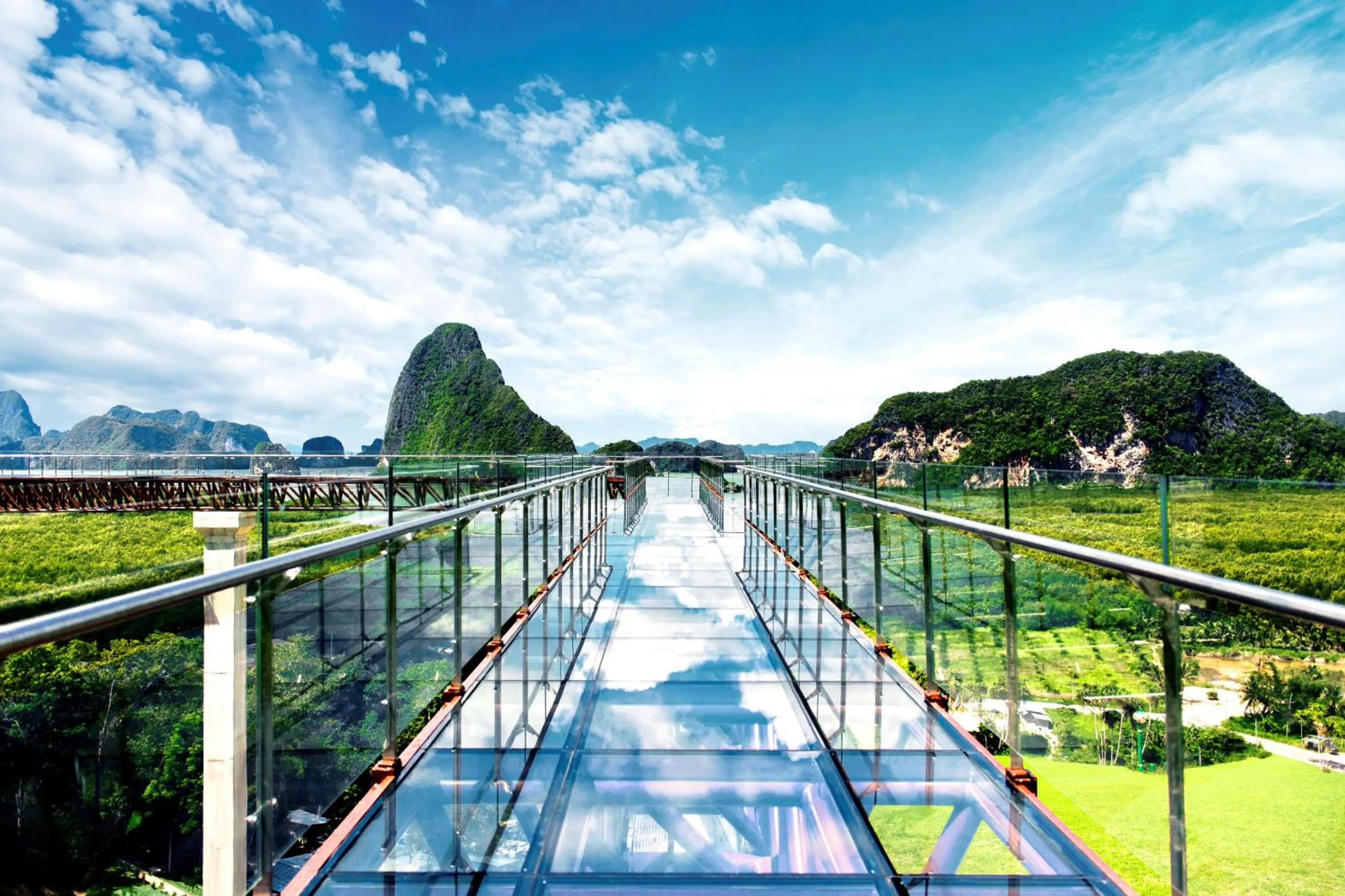 Beyond Skywalk Nangshi