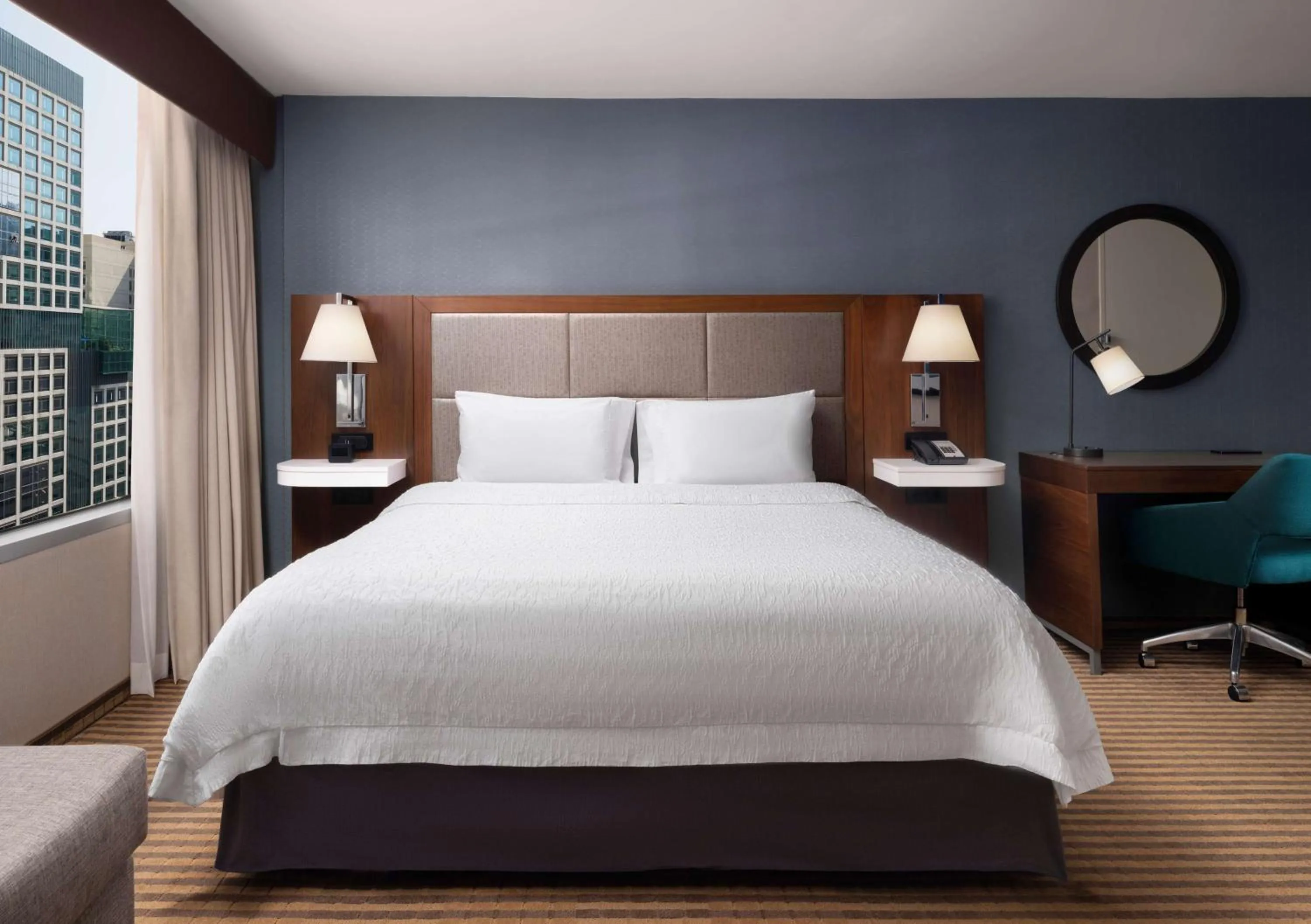 King Room in Hampton Inn Chicago Downtown/Magnificent Mile