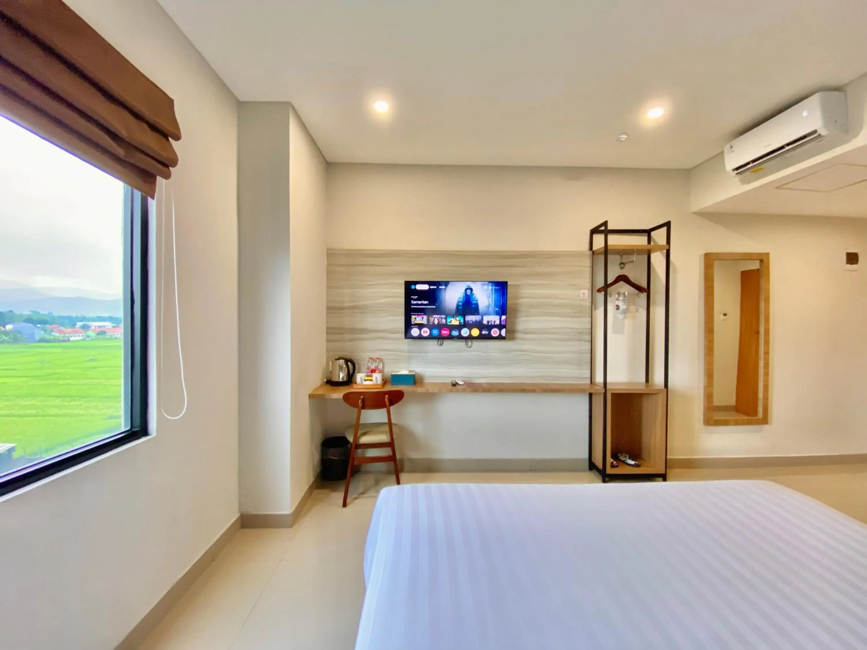Deluxe Double Room in Front One Hotel Gombong