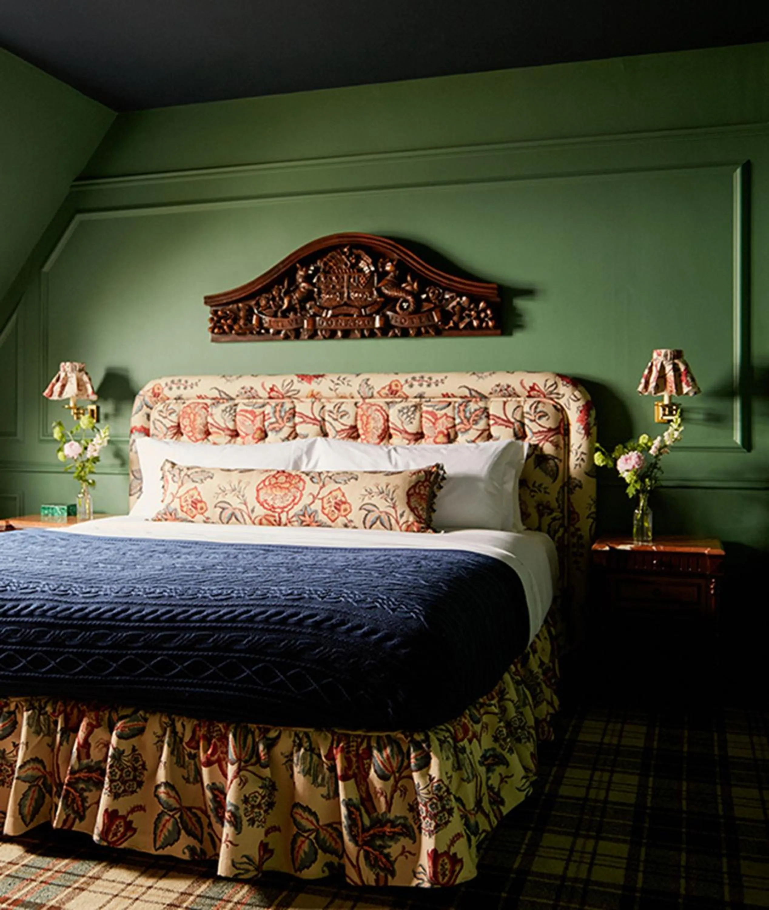 Slieve Suite Sea View King or Twin in Slieve Donard