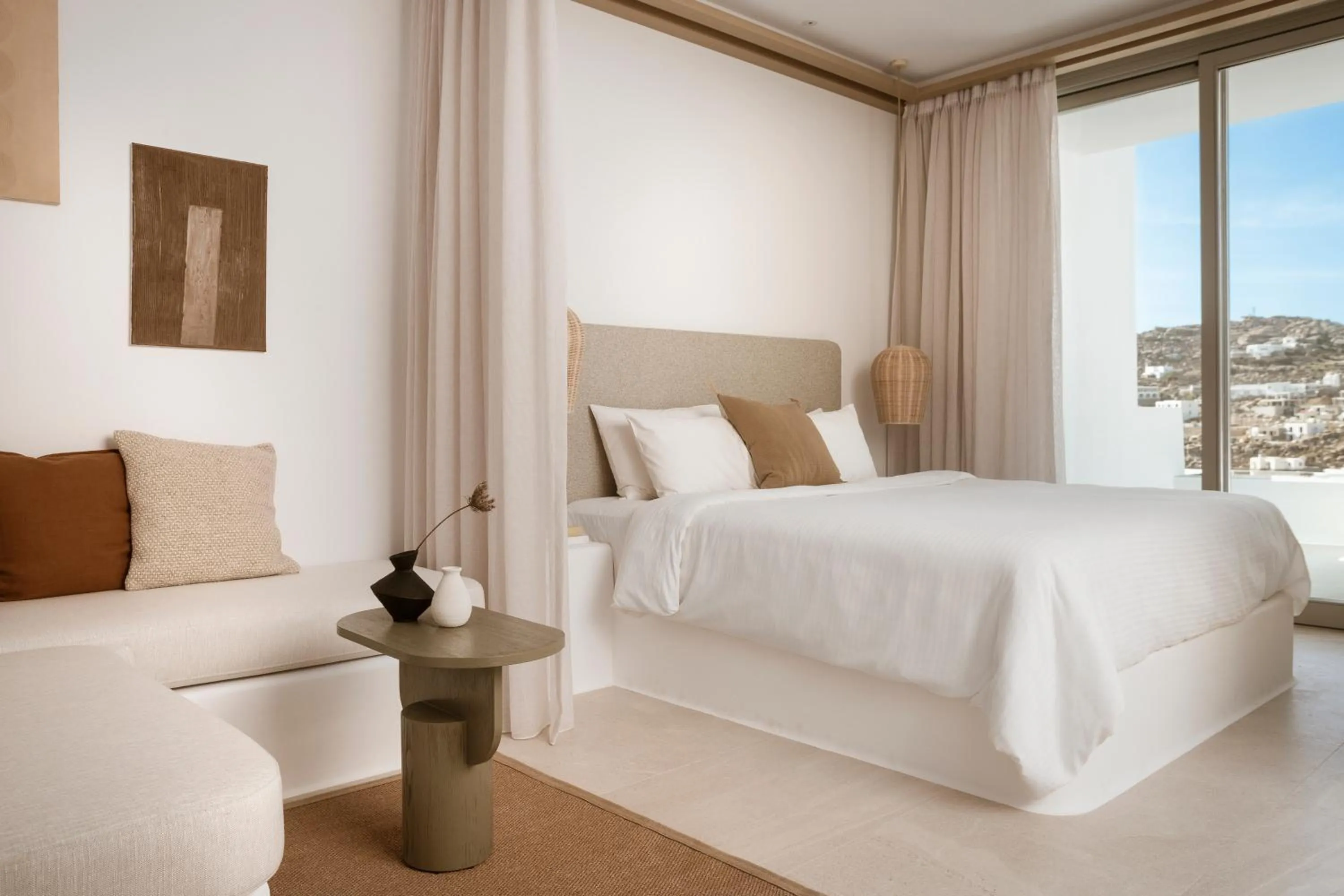 Deluxe Jetted Tub Suite with Sea View in Mykonos Flow - Super Paradise