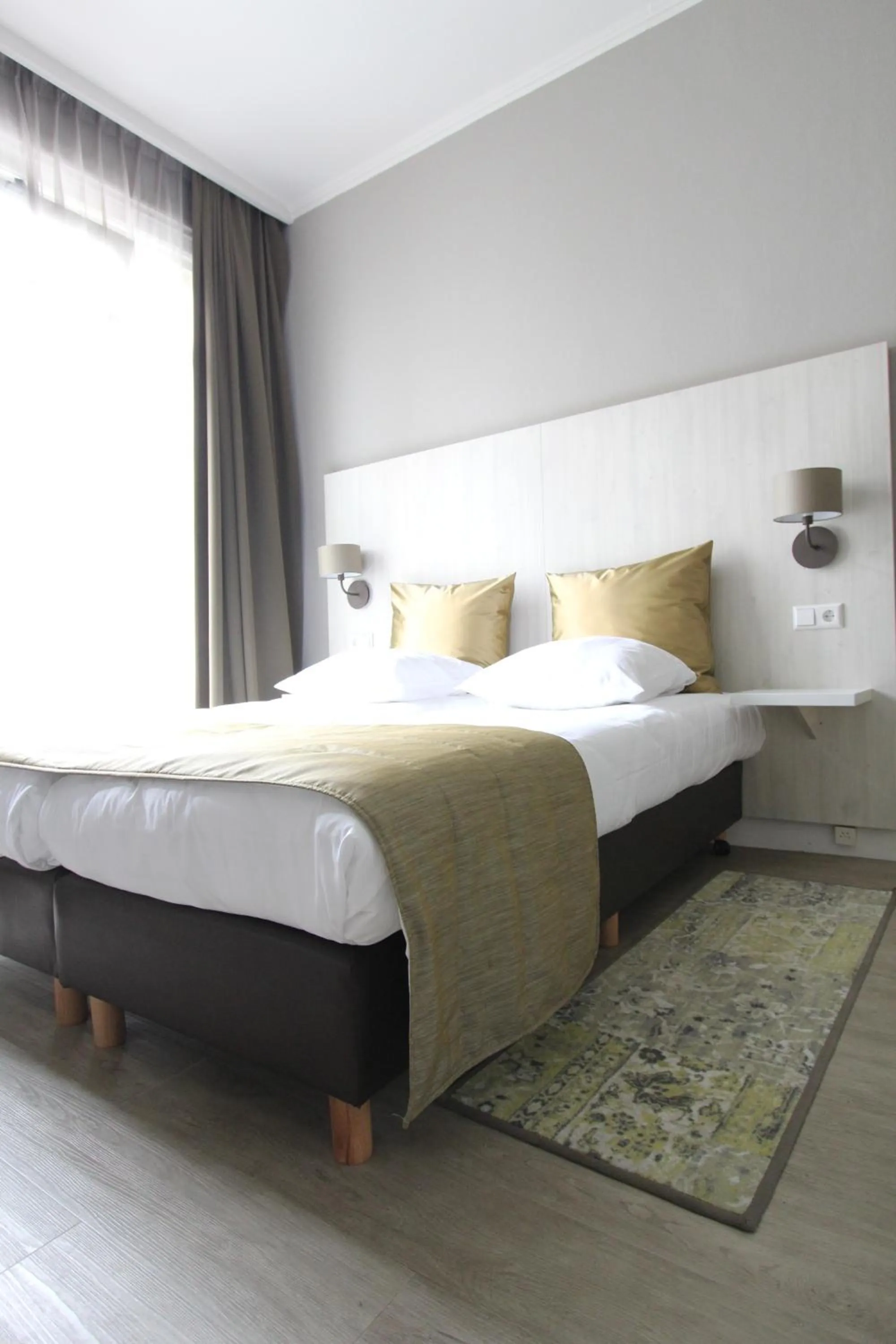 Twin Room in Apple Inn Hotel