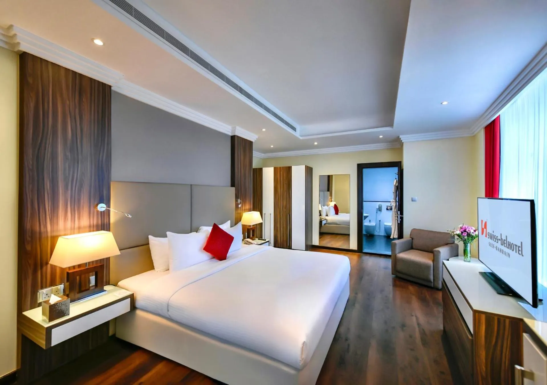 Deluxe Suite in Swiss-Belhotel Seef Bahrain