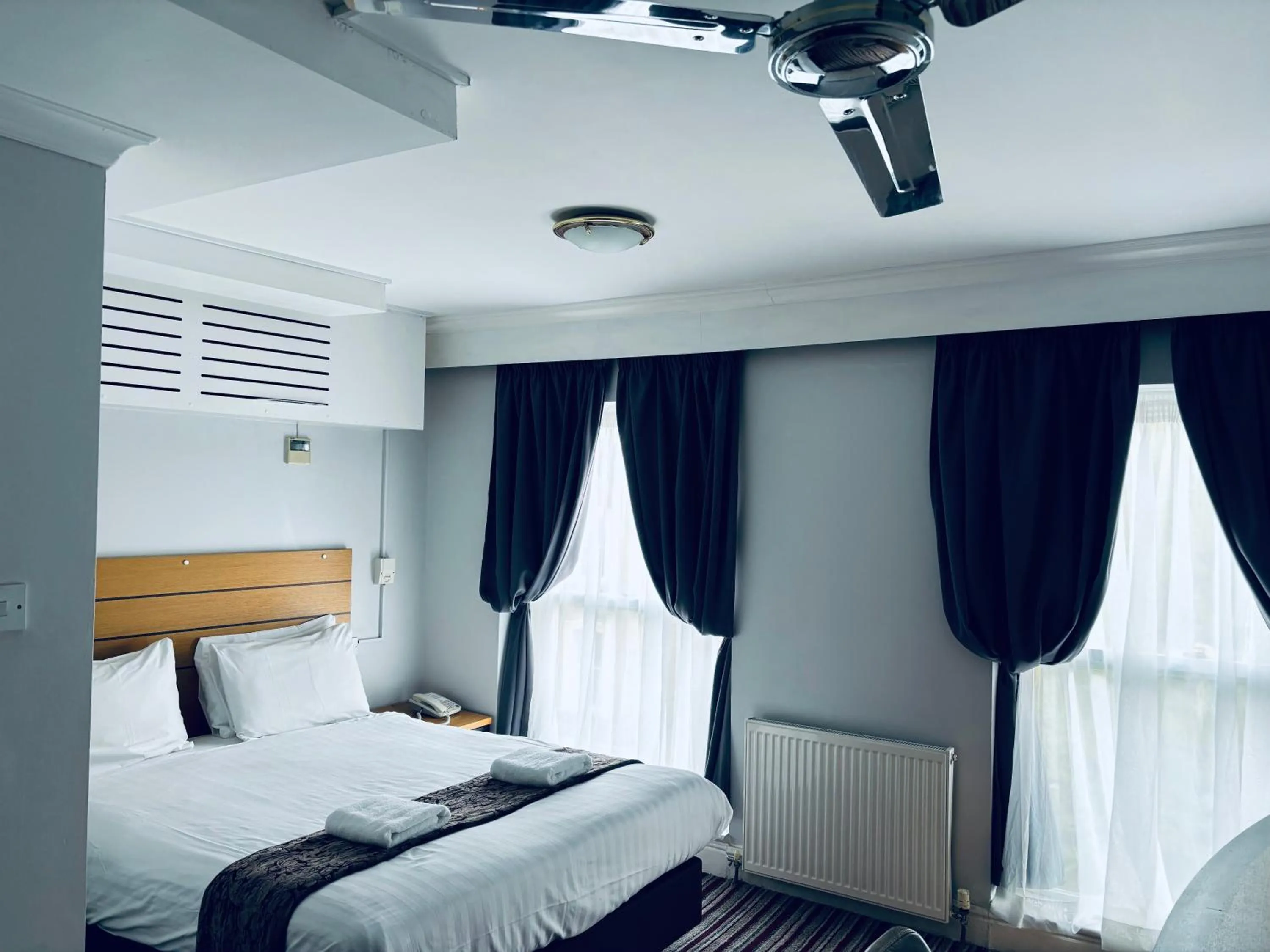 Deluxe Double Room in My Place Hotel