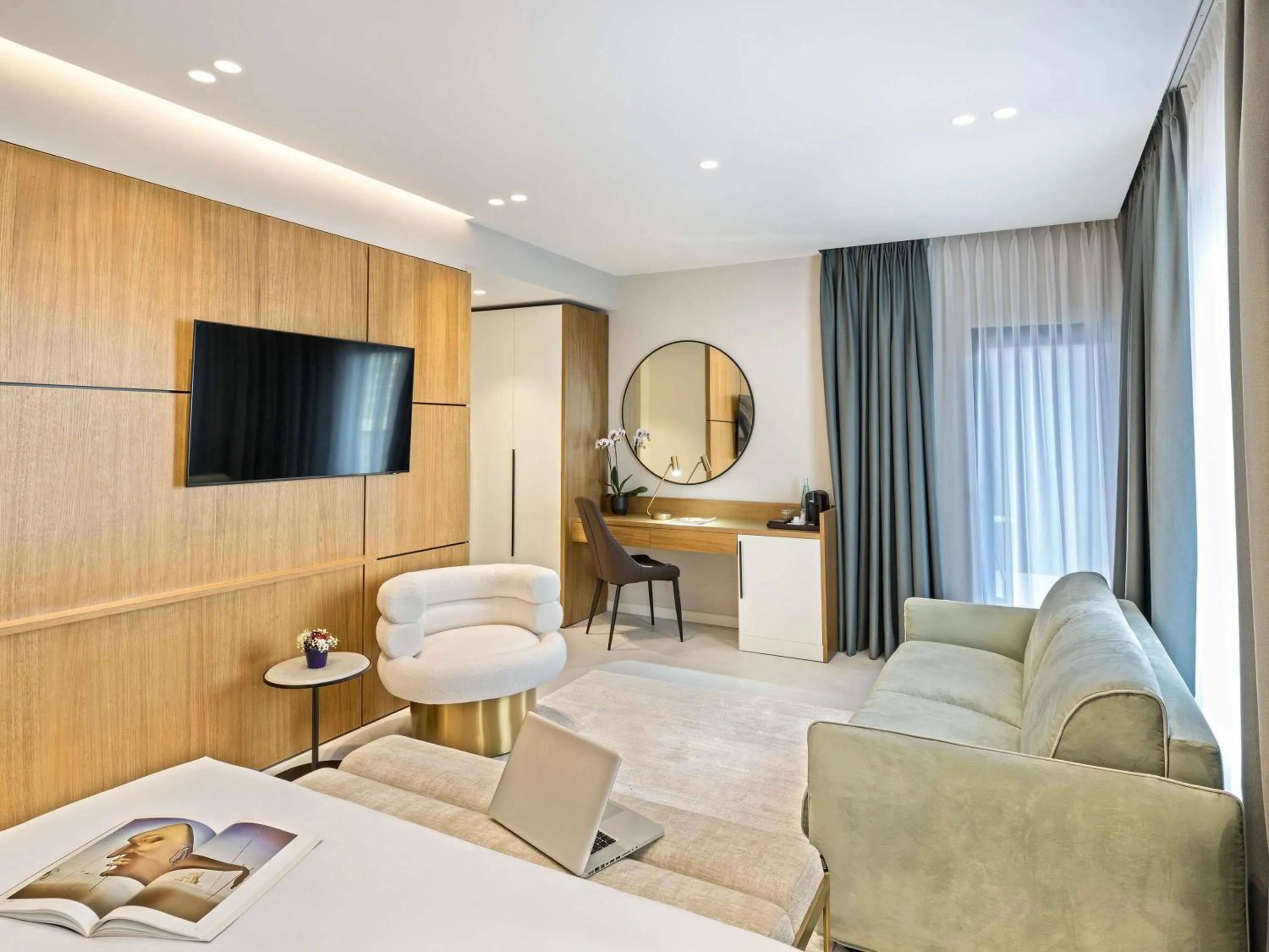 Superior King Room with Sofa Bed in Mercure Tirana