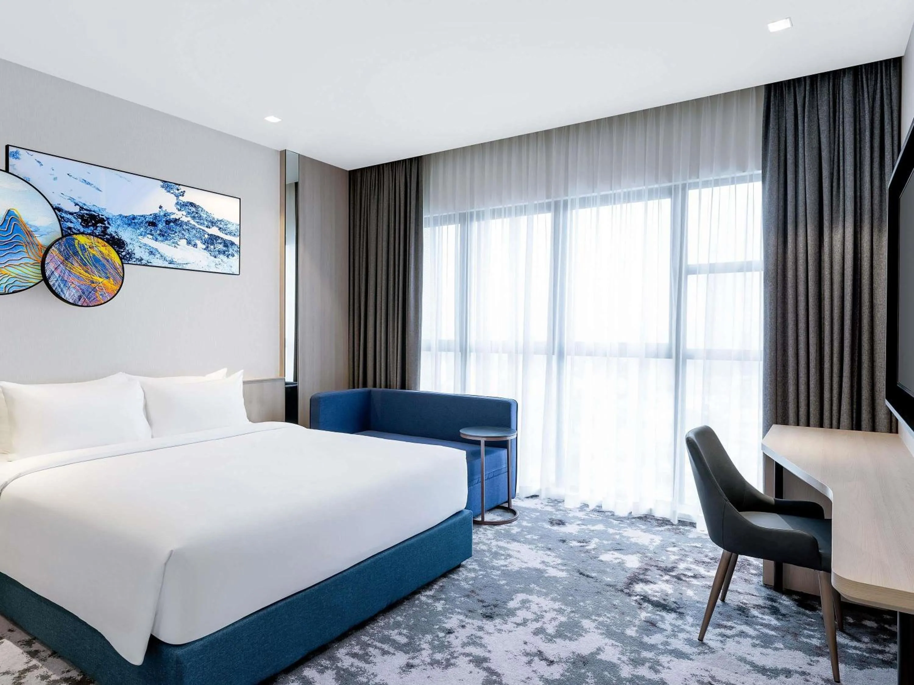 Family Suite with One King and Two Single Beds in Mercure Kuala Lumpur Trion