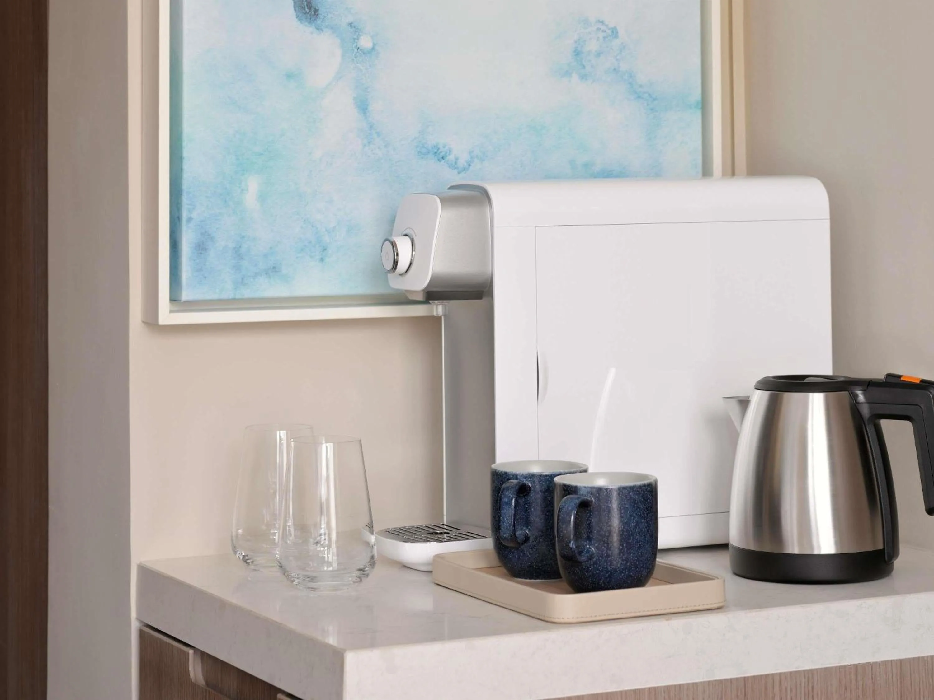 Classic Room King Bed in Mercure Dubai Deira